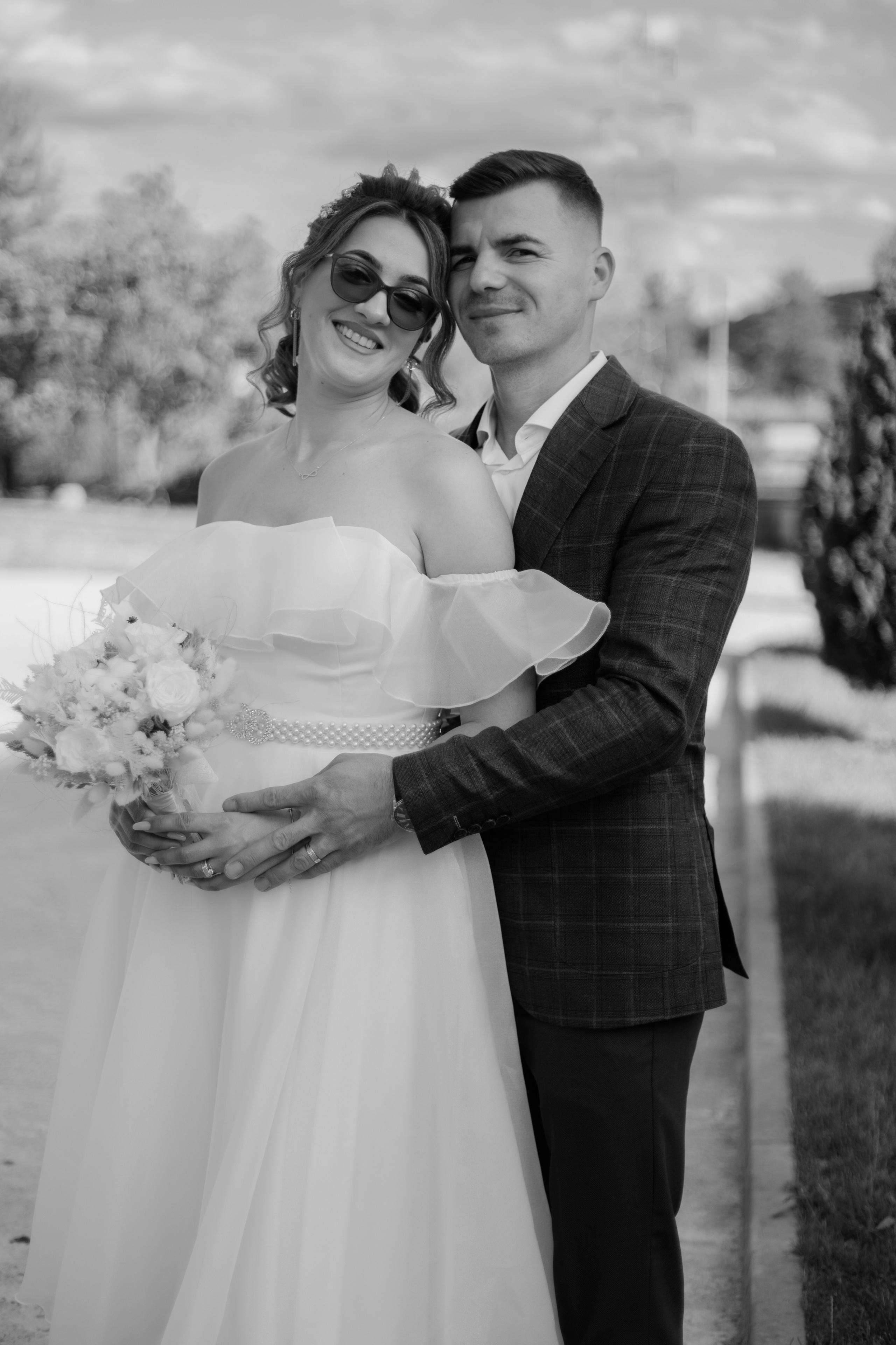 Oana & Vasile. Fotograf si videograf — evenimente si studio