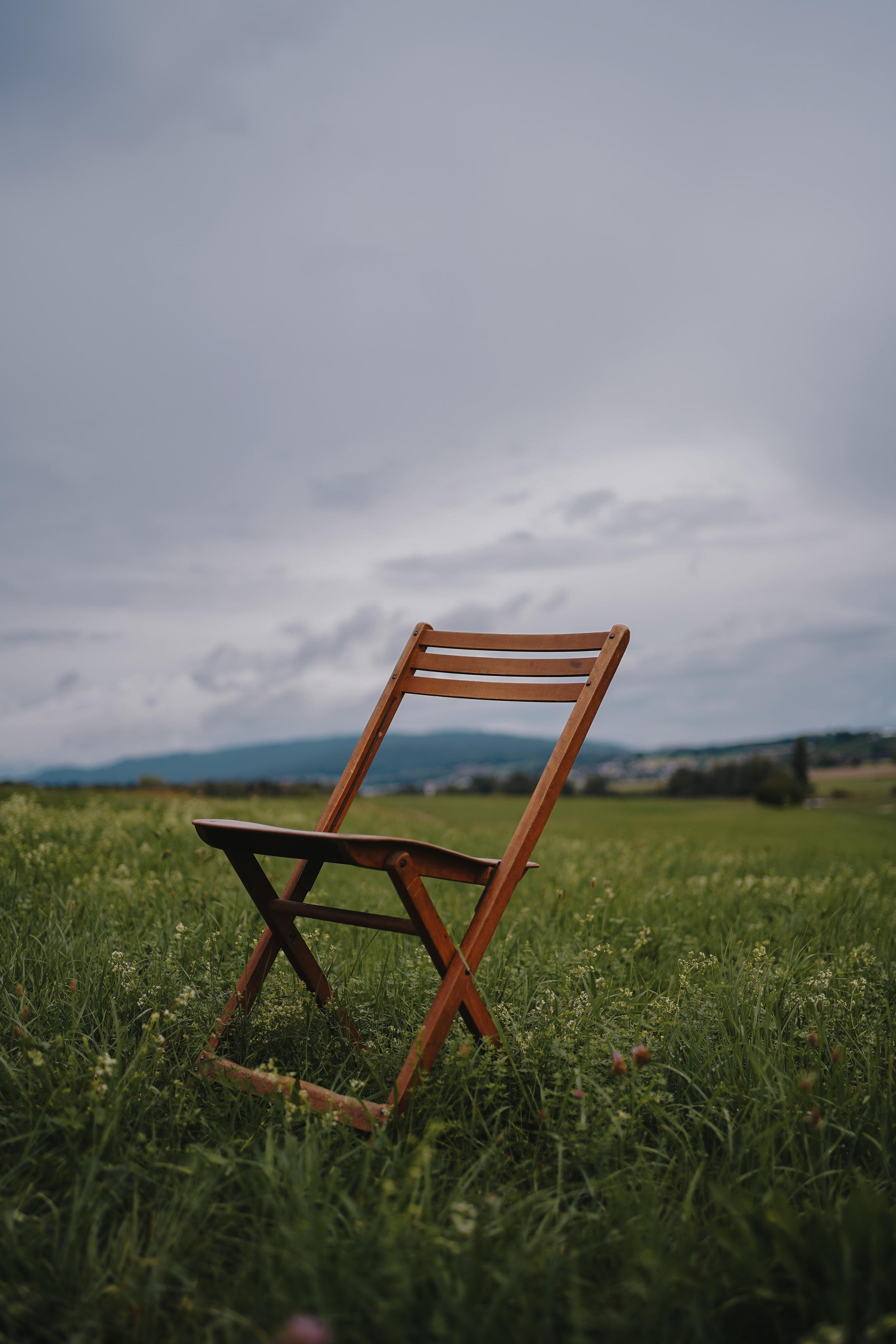 “Lightness”. Editorial for https://preri.com/. Julia Pelikánová | Portrait and content photographer in Prague