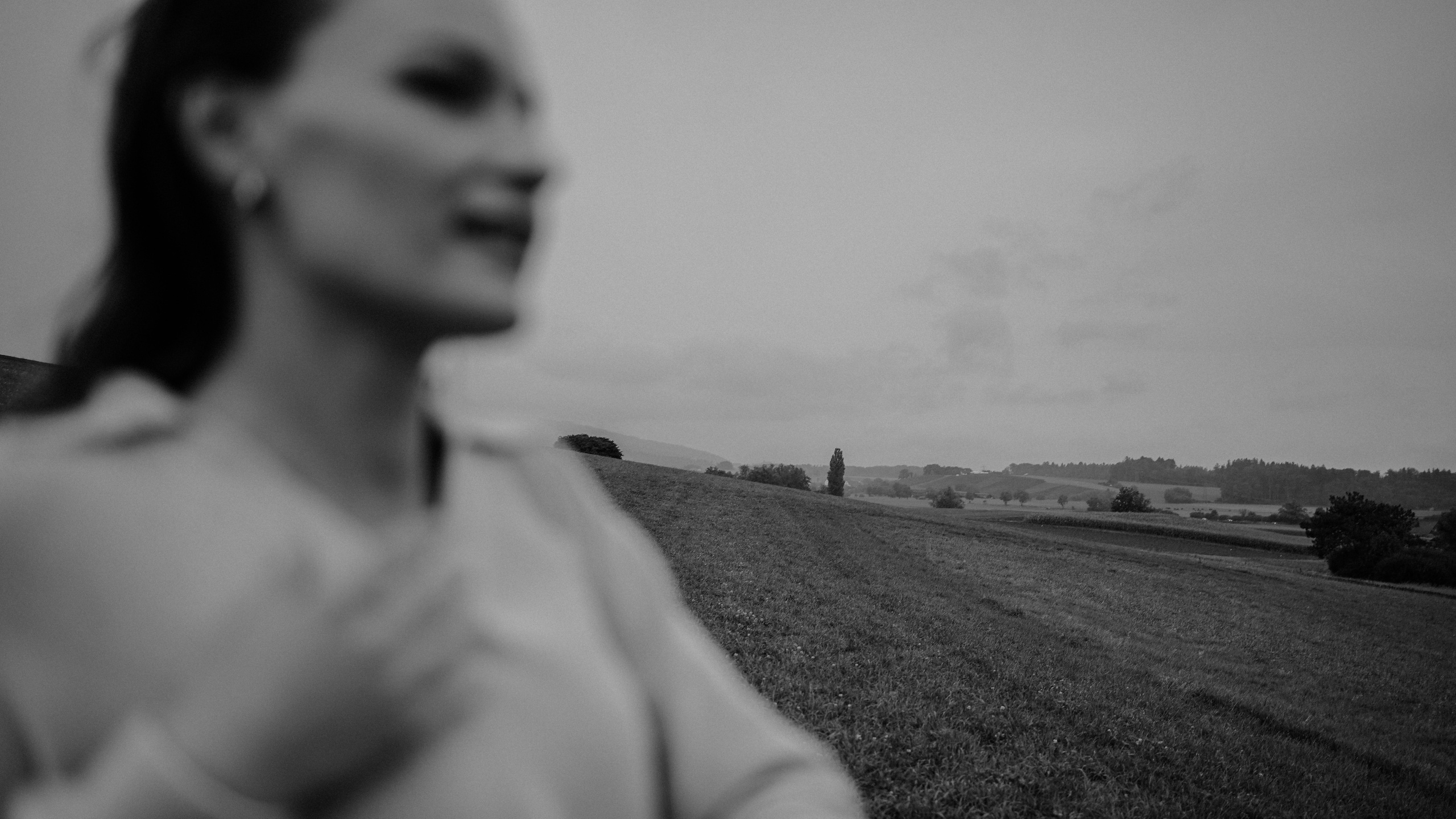 “Storm”. Editorial for https://preri.com/. Julia Pelikánová | Portrait and content photographer in Prague