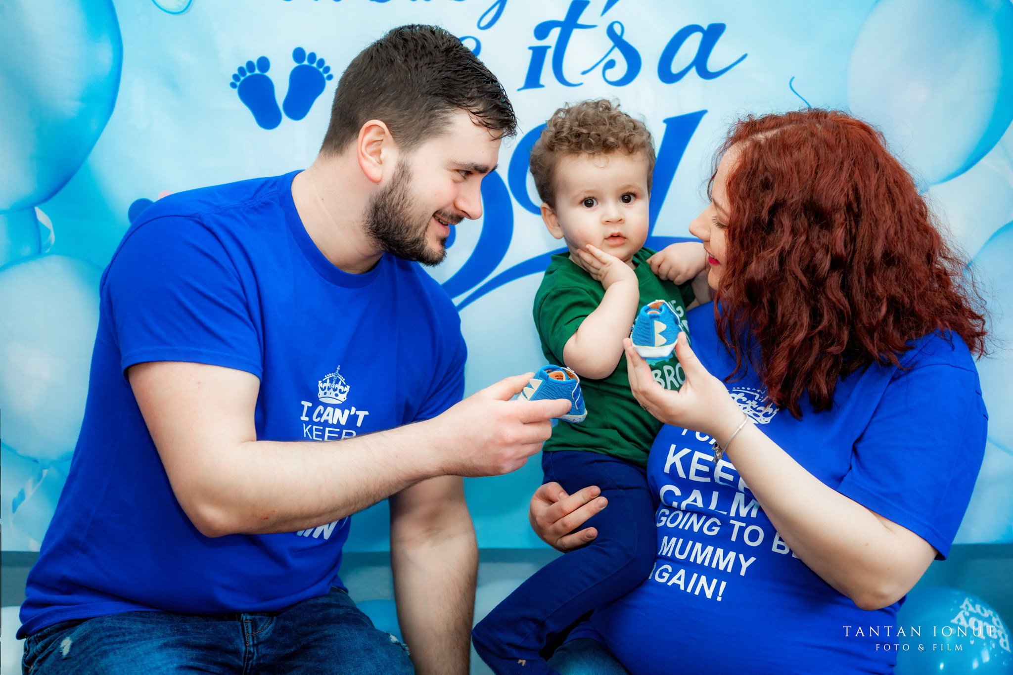 Sedinta foto maternitate acasa cu Ionela si Cosmin. TANTAN IONUT FOTO & FILM