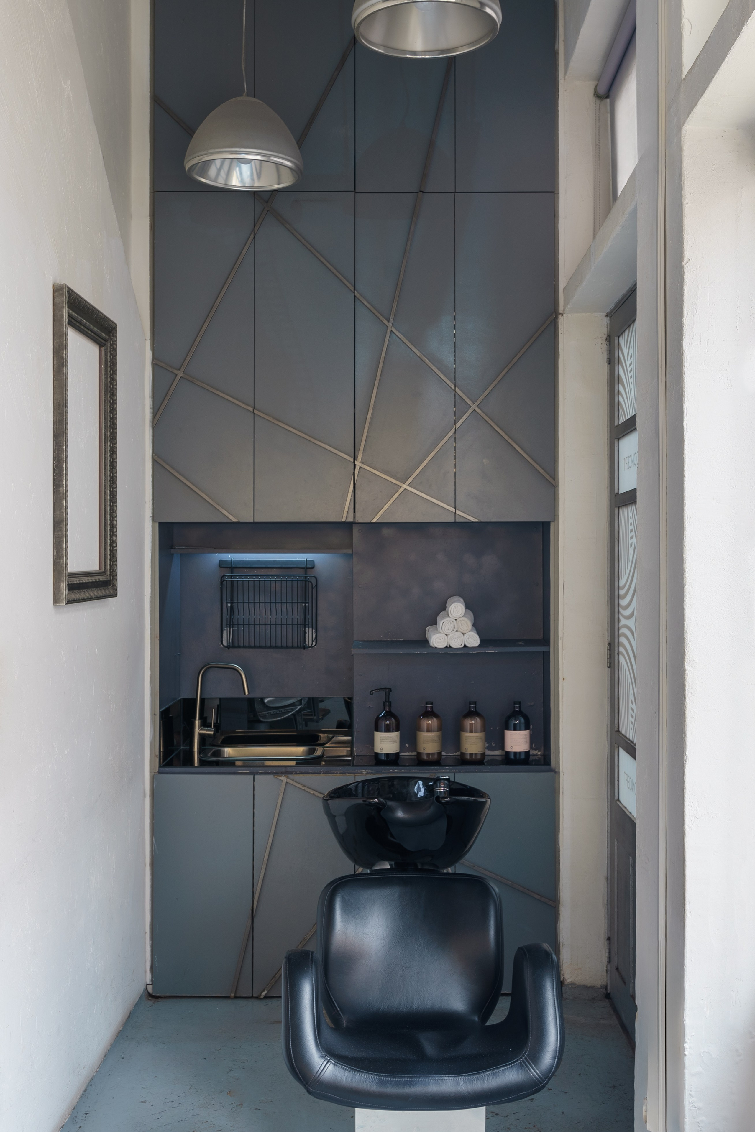 Lab Sixty One. Мария Шер. Профессиональный фотограф в городе Порту, Португалия