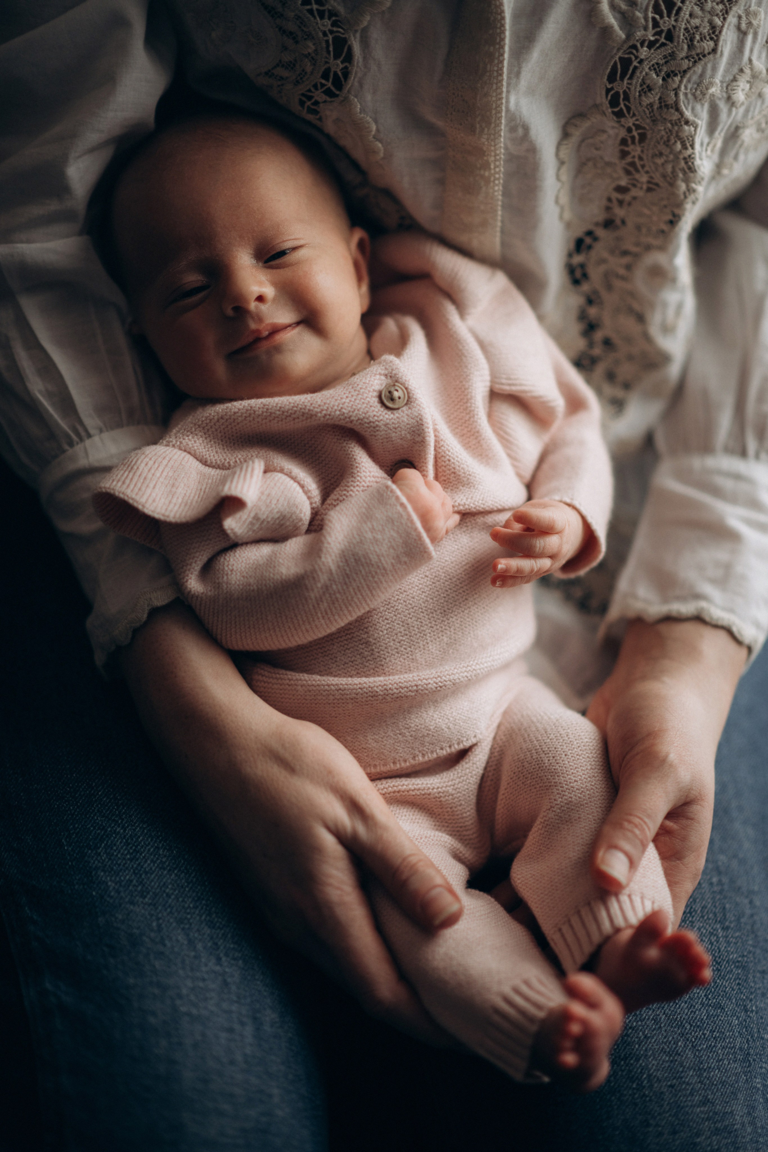 Newborn baby photoshoot in Dublin, Ireland. Wedding & Family photographer in County Donegal and Dublin, Ireland