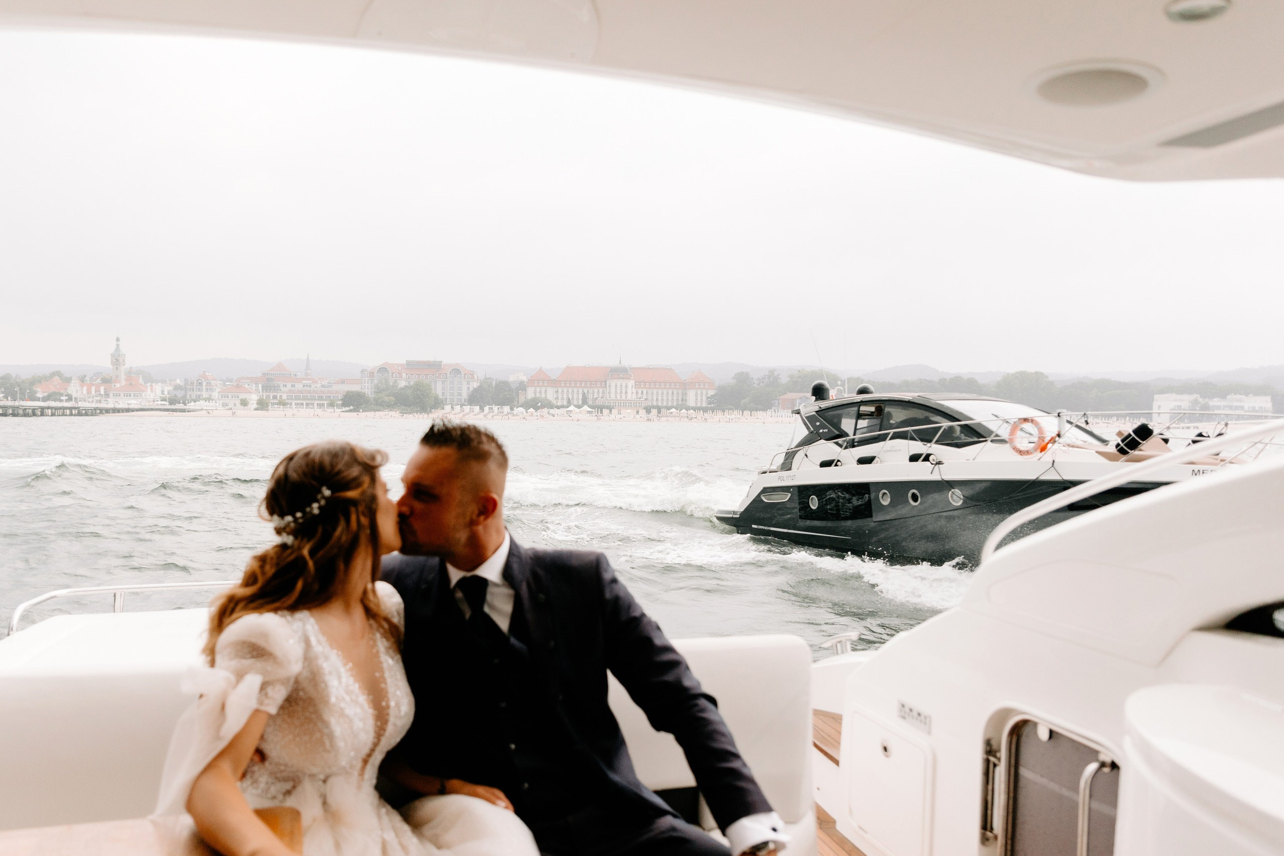 Krzysztof ♡ Weronika. Fotograf Ślubny Warszawa - Sesje Biznesowe Rodzinne Eventy