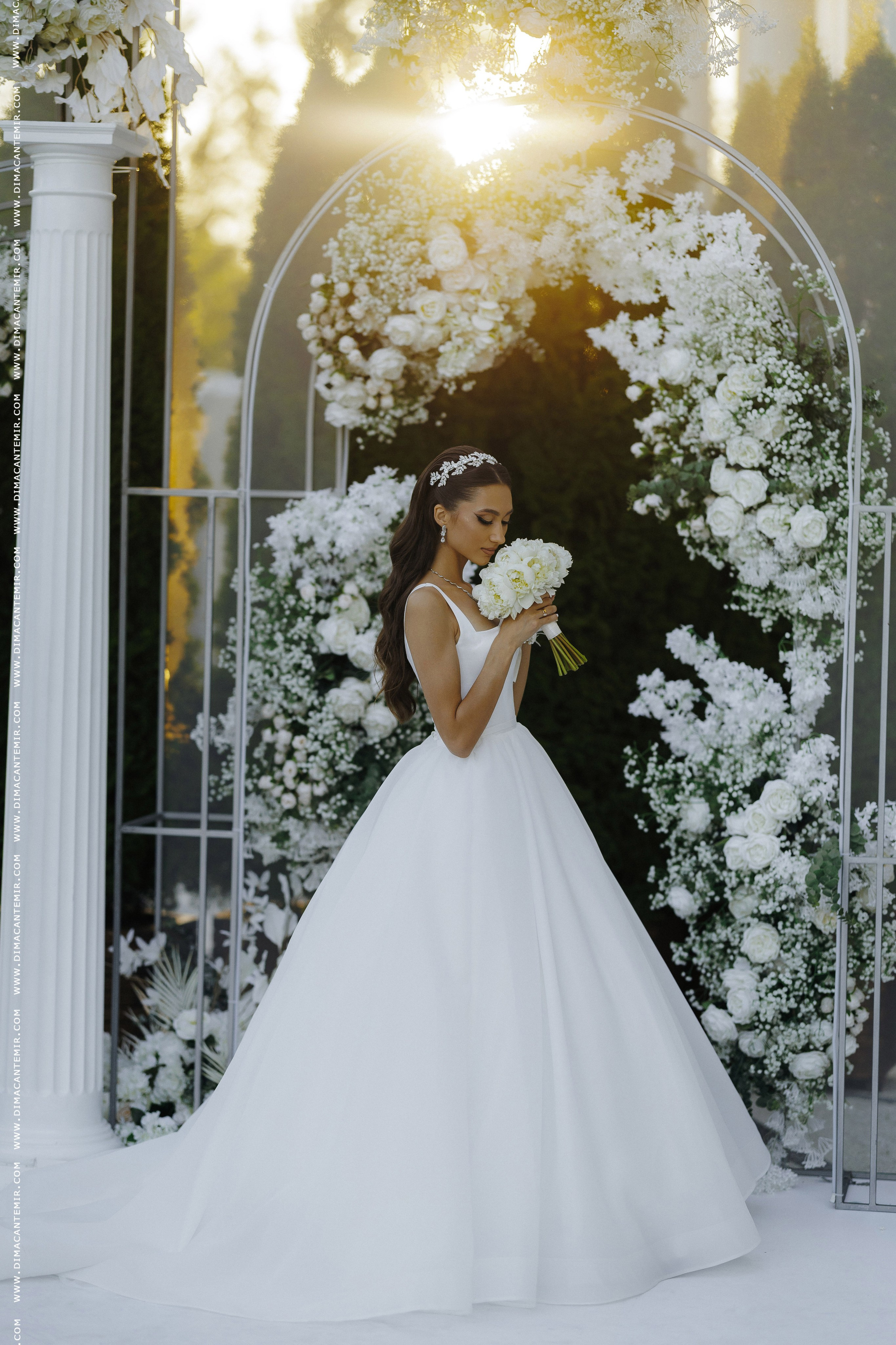 MIHAIL + SABINA | Grand Élysée. Fotograf de nuntă în Chisinau, Moldova. Poze și Video Comerciale