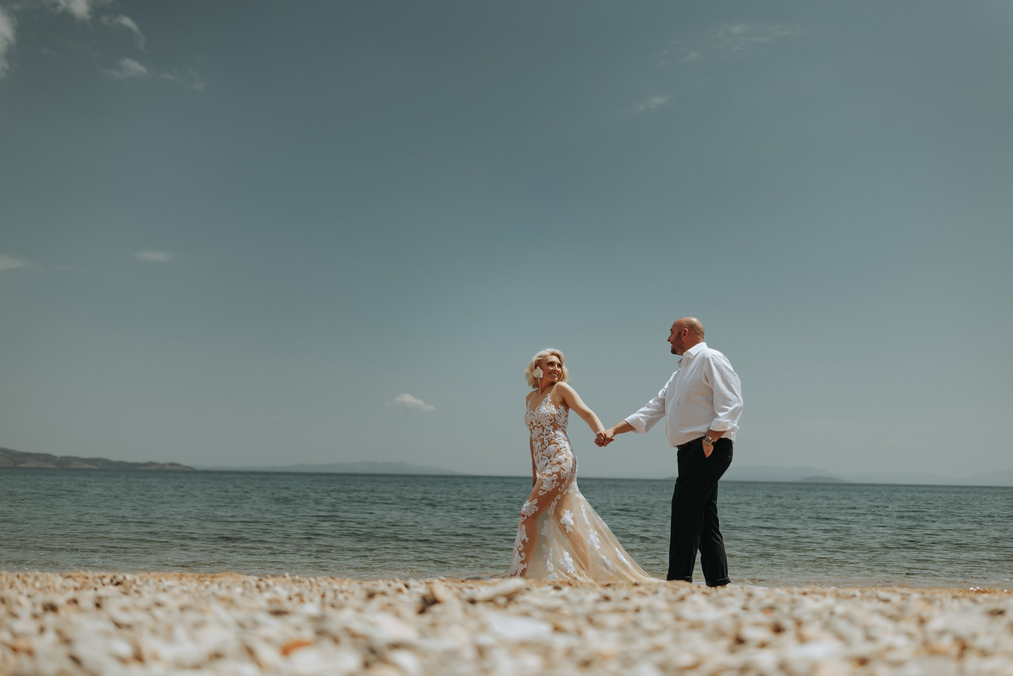 Lambros-Adriana. Fotograf și videograf de nuntă R. Moldova, Romania