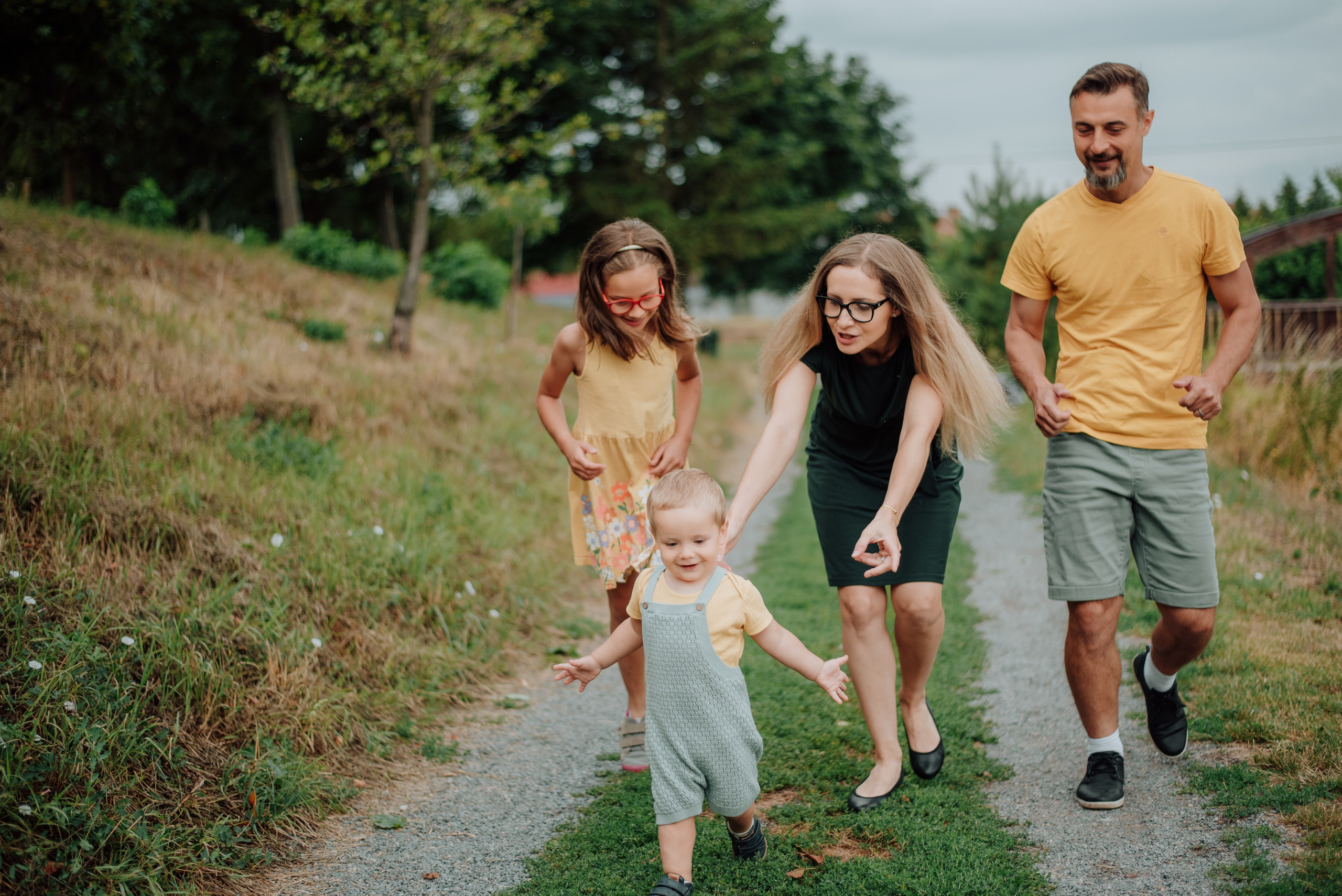 Hanka and family. Lifestyle, wedding and family photographer