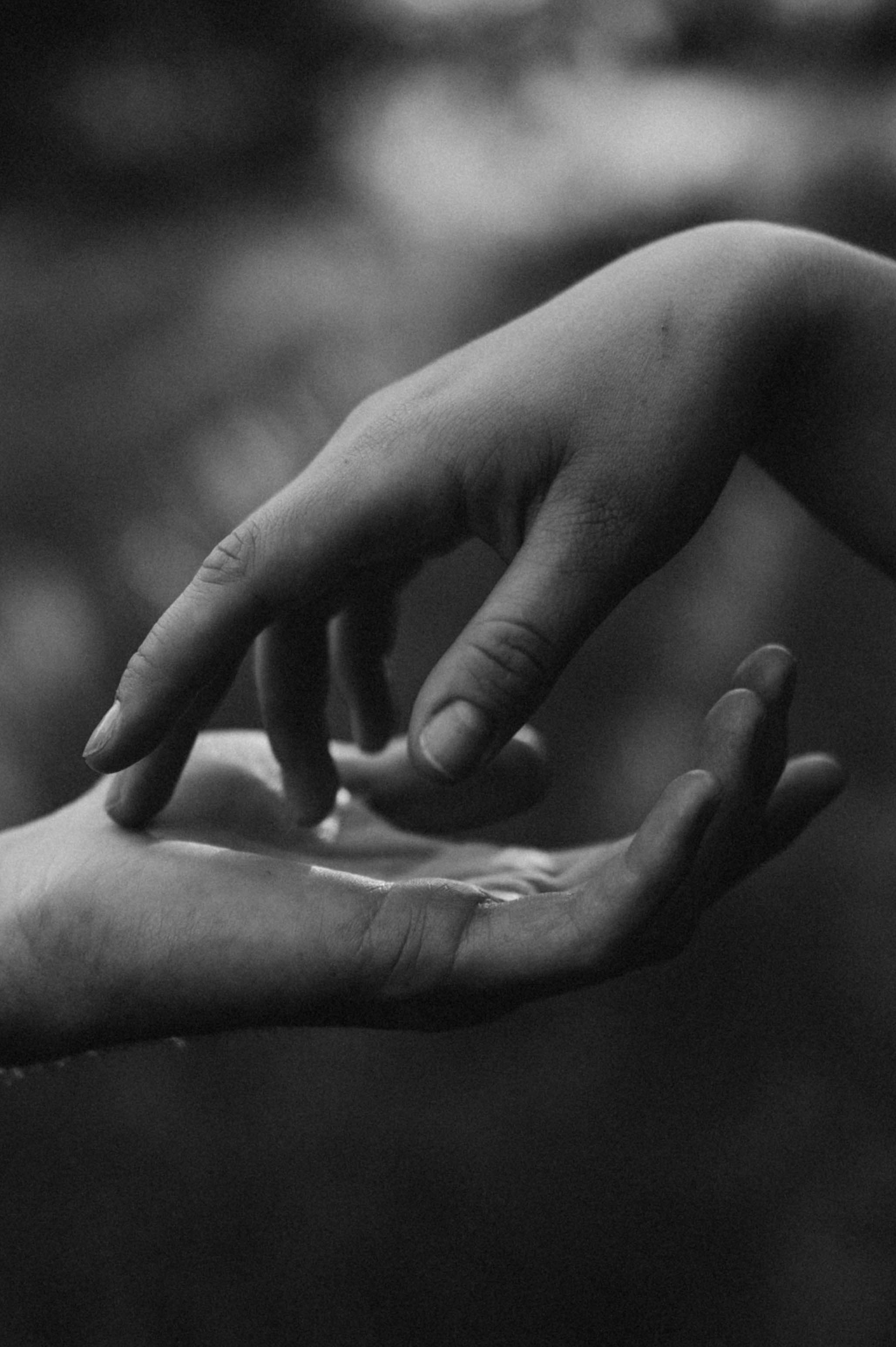 Rain & Sun | Love Story in Wolframs-Eschenbach. Фотограф в Нюрнберге Ирина Менерт из Ансбаха