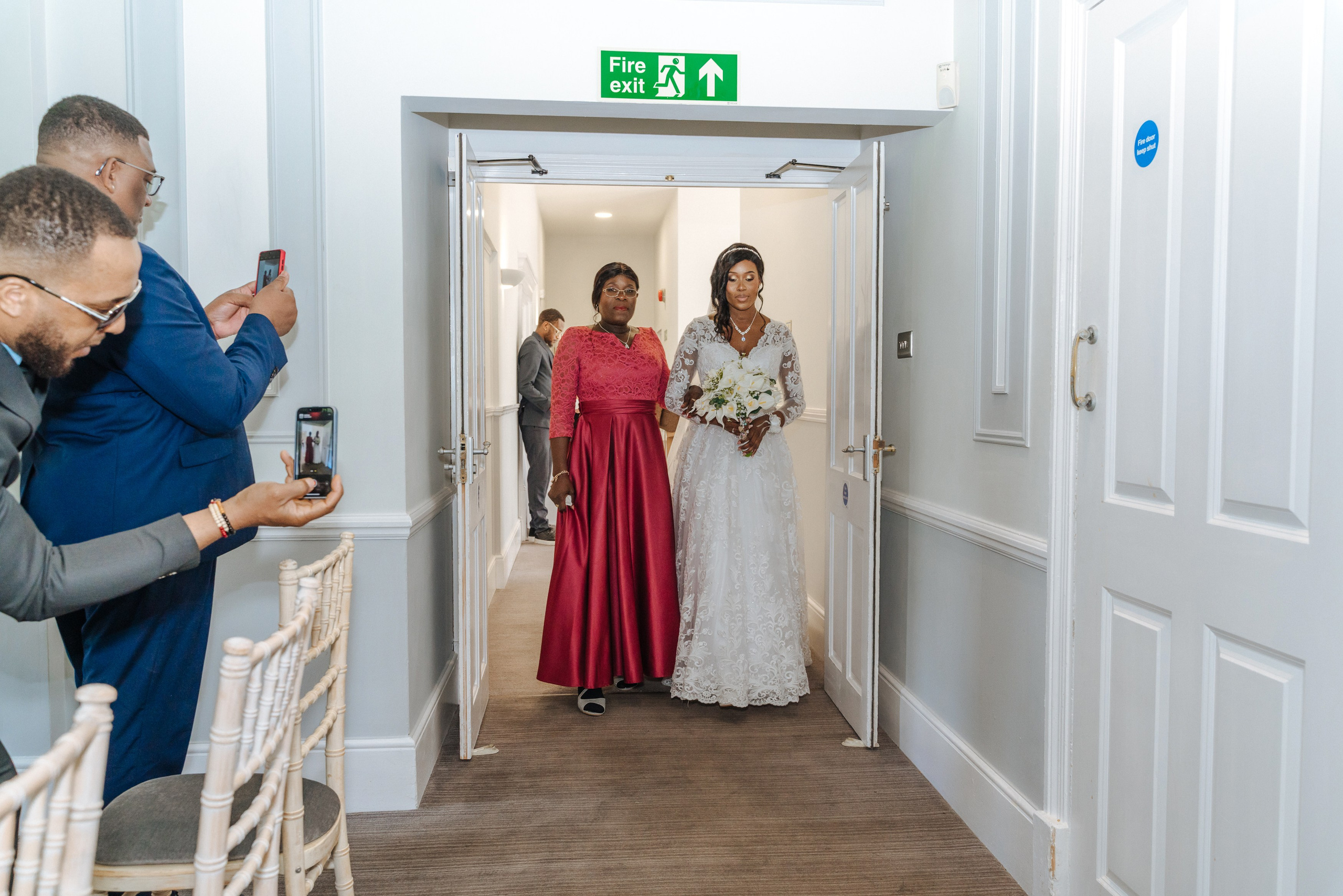 A wedding at Woldingham Golf Club, Woldingham Golf Club wedding, wedding photographer at Woldingham Golf Club