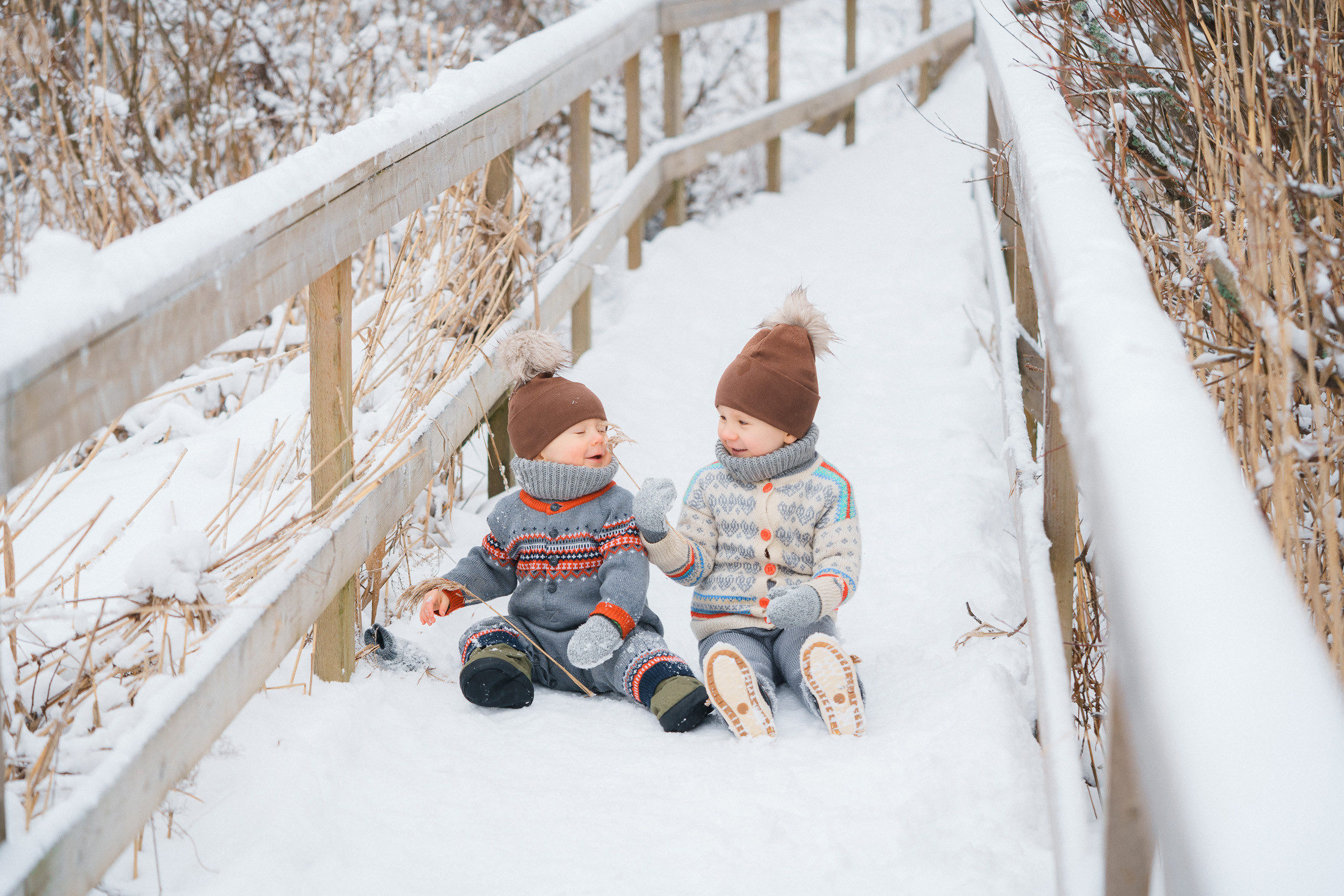 Perhekuvaus Espoon Laajalahden rannalla