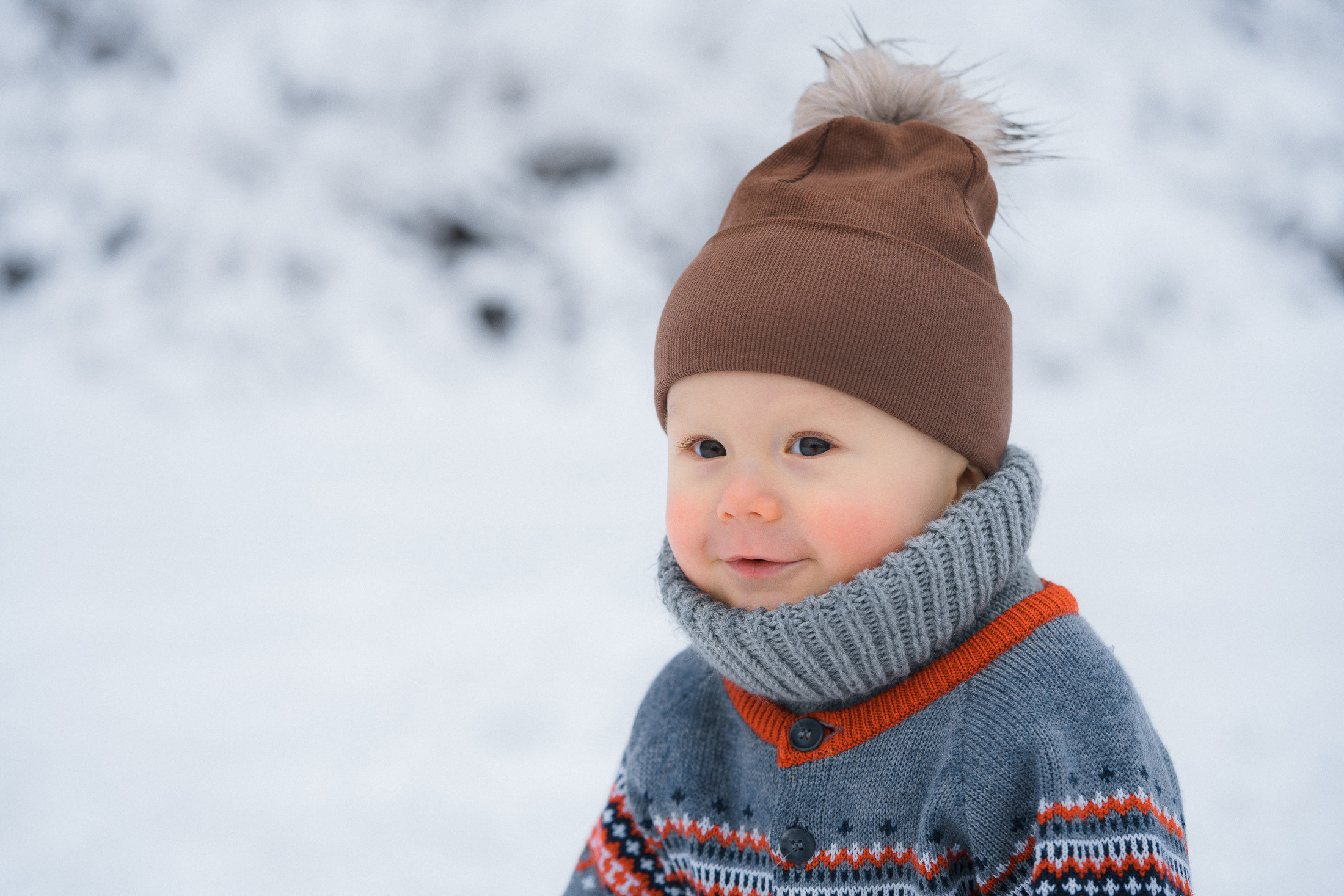 Perhekuvaus Espoon Laajalahden rannalla