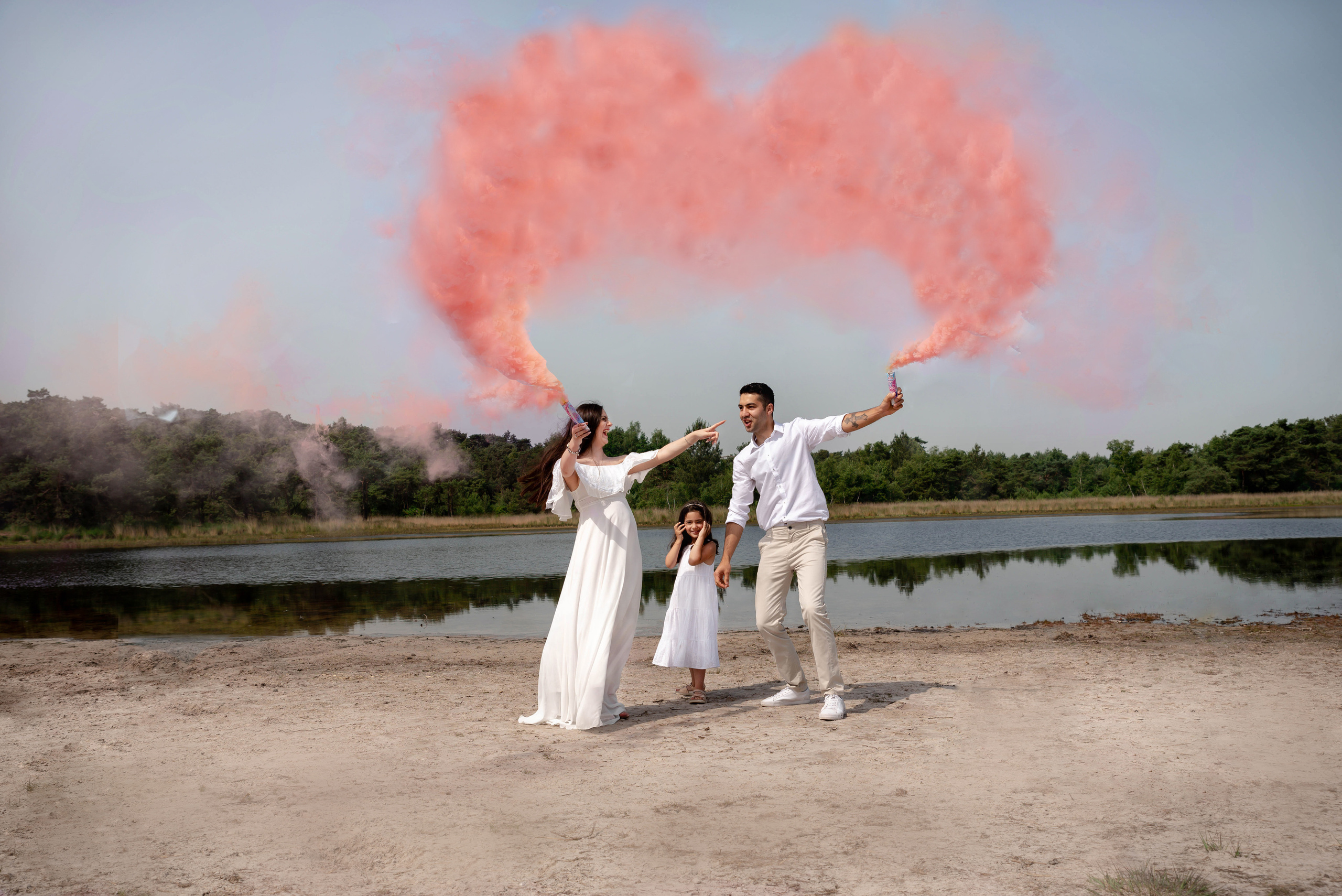 Pregnancy Photoshoot. Professional Photograher, Antwerpen/Belgium