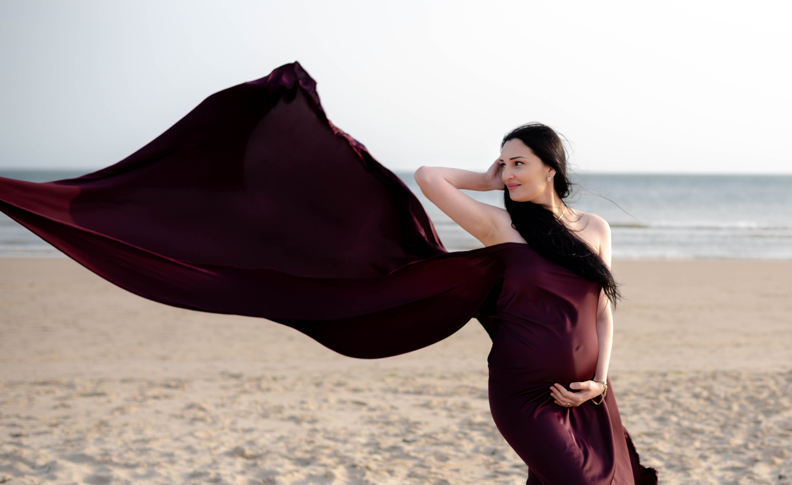 Pregnancy Photoshoot. Professional Photograher, Antwerpen/Belgium