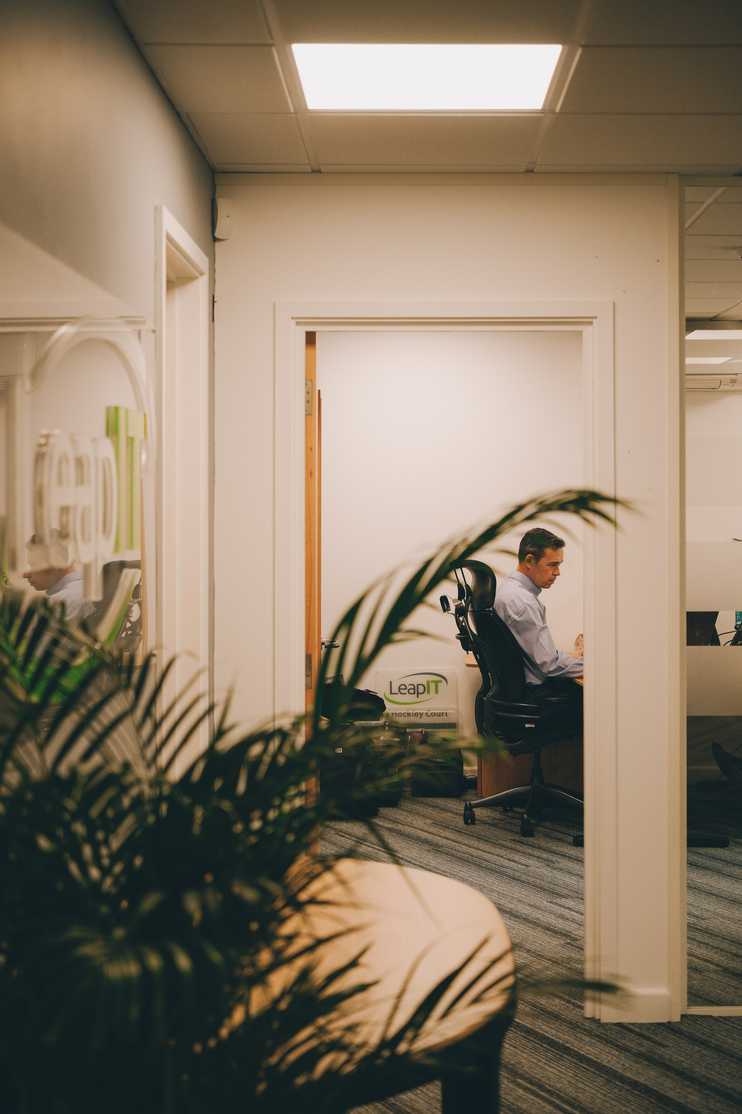 LeapIT. Creative Family, Brand, Boudoir and Wedding Photographer in Solihull & Birmingham Irina Zoteeva