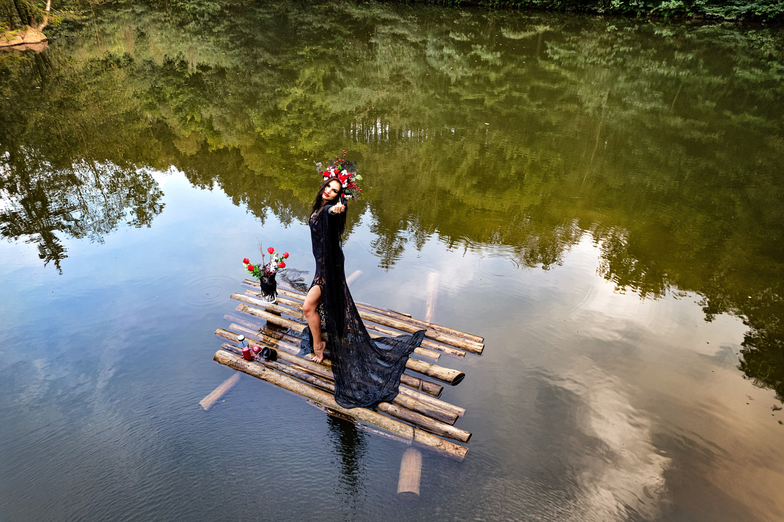 Witch at the lake. Family, Lifestyle and Portrait photograher in Trier, Germany