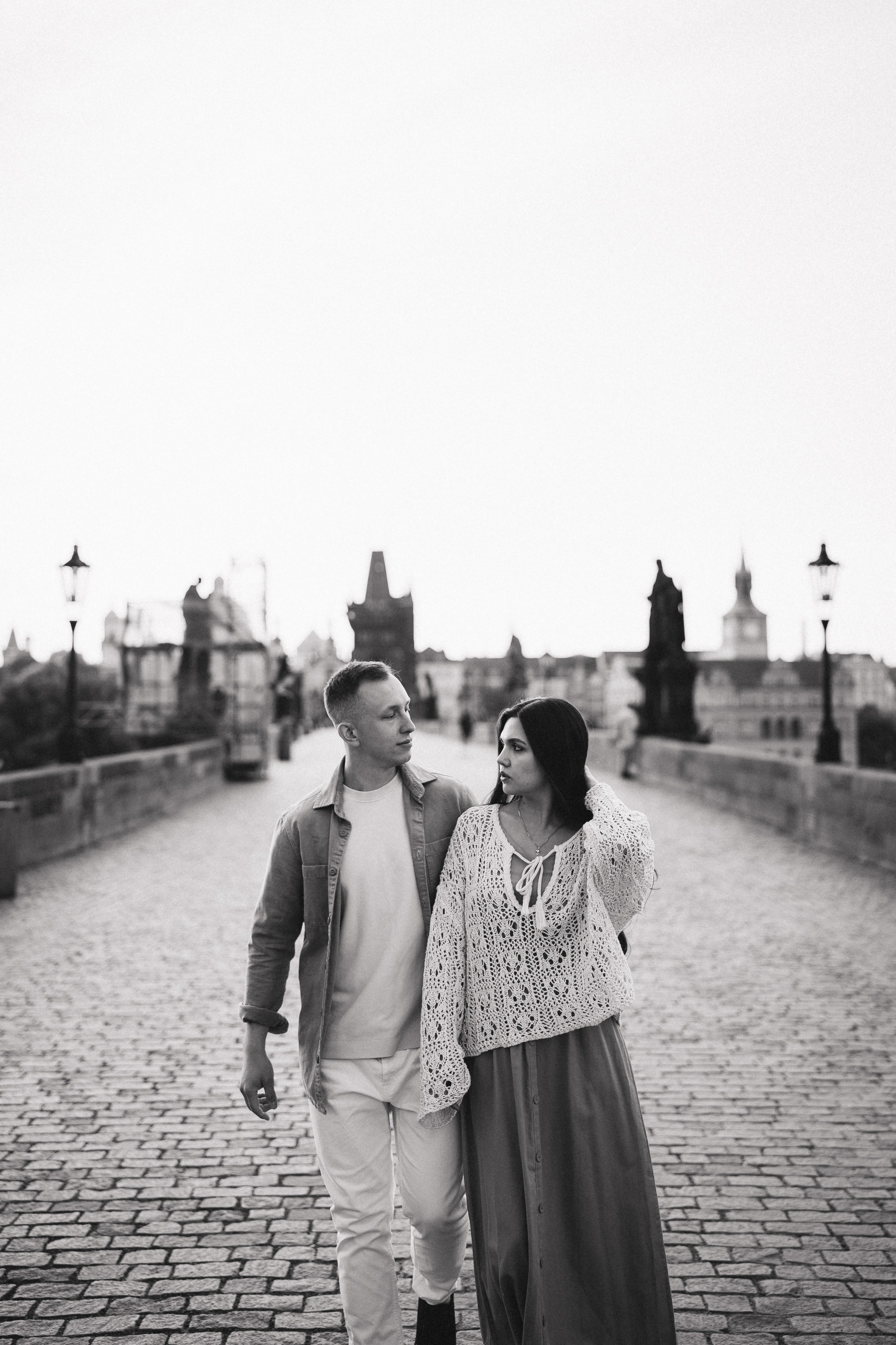 Prag Paarshooting. Elumi Fotografin Madeira