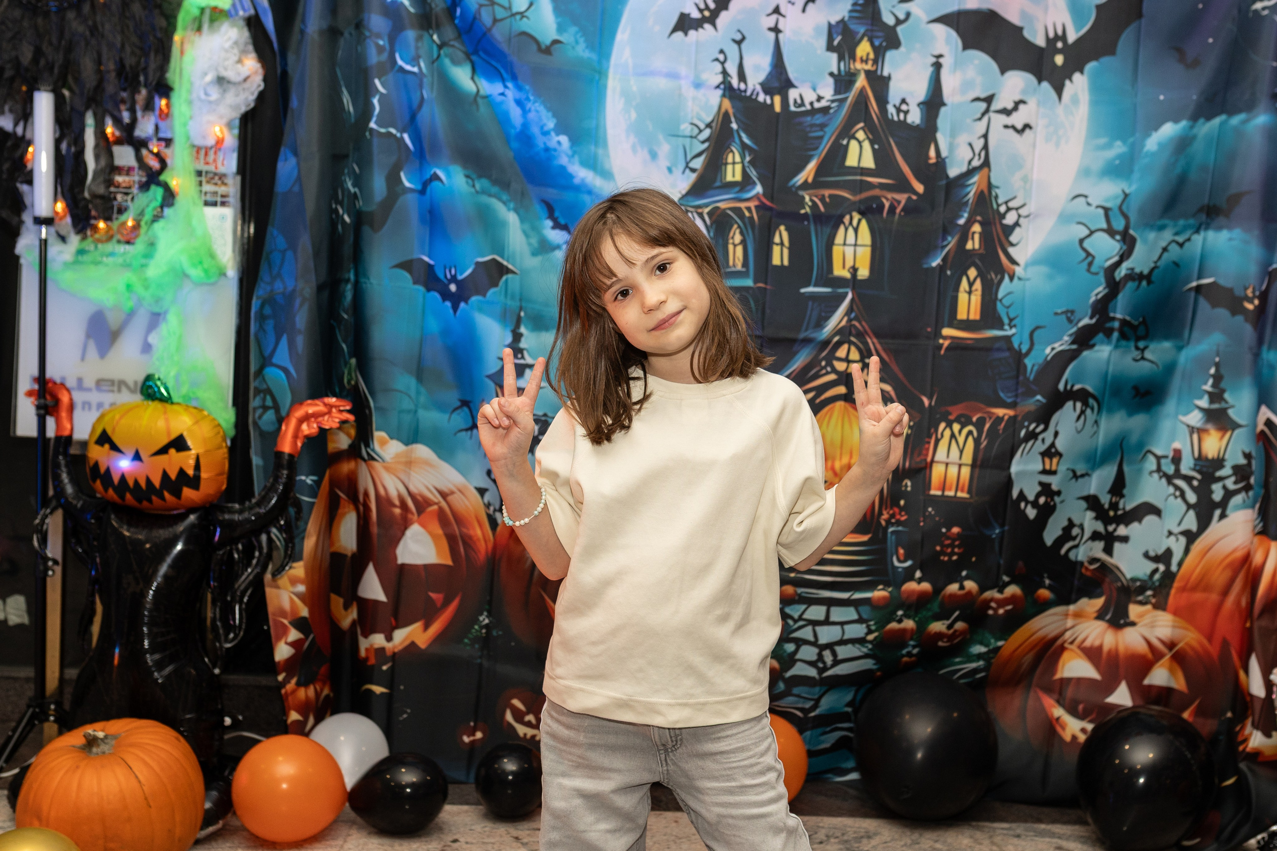 Leo dance studio Helloween 2025. Семейный и детский фотограф в Варшаве Мила Бобровская