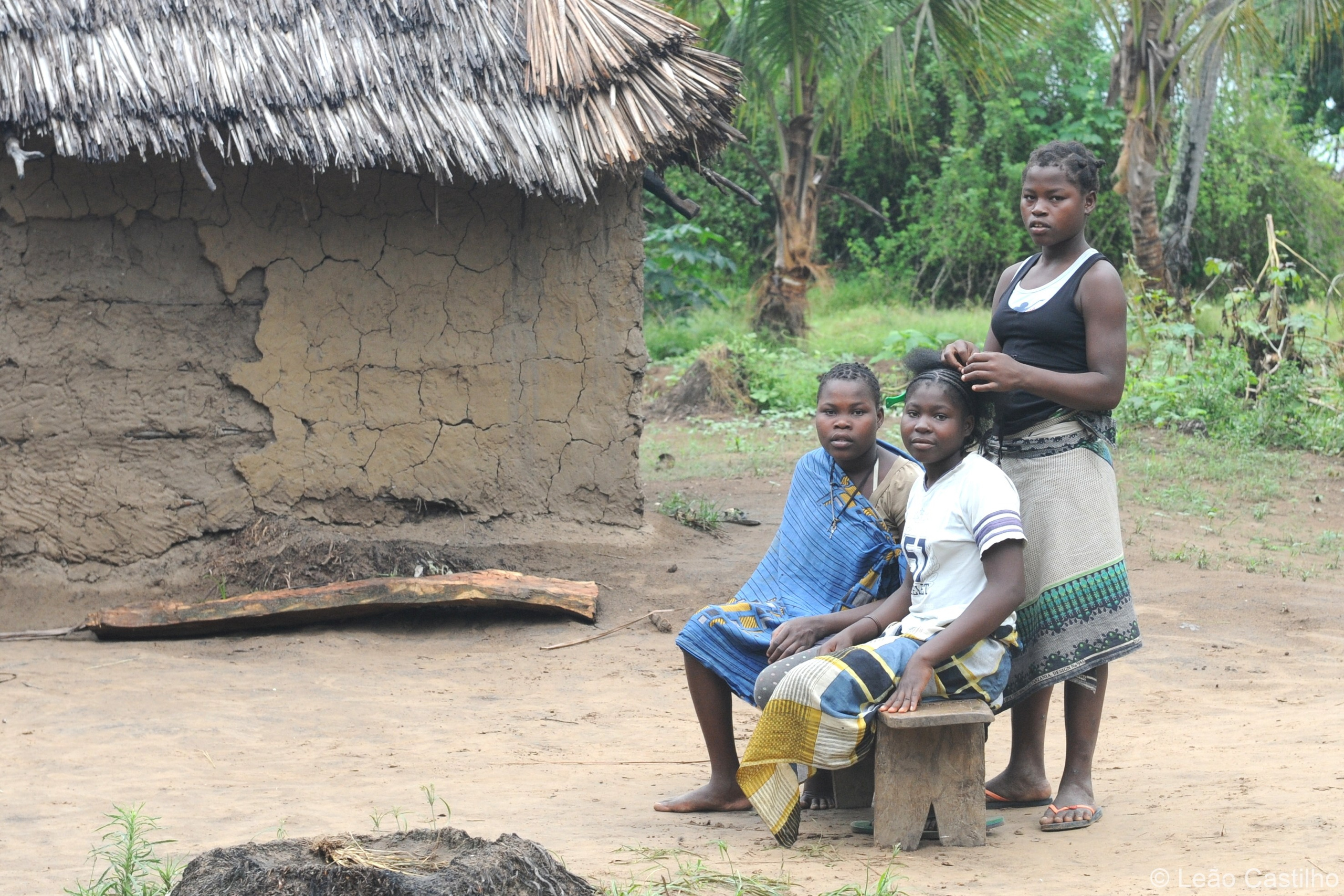 Photos from Mozambique people 2. Simbahalu