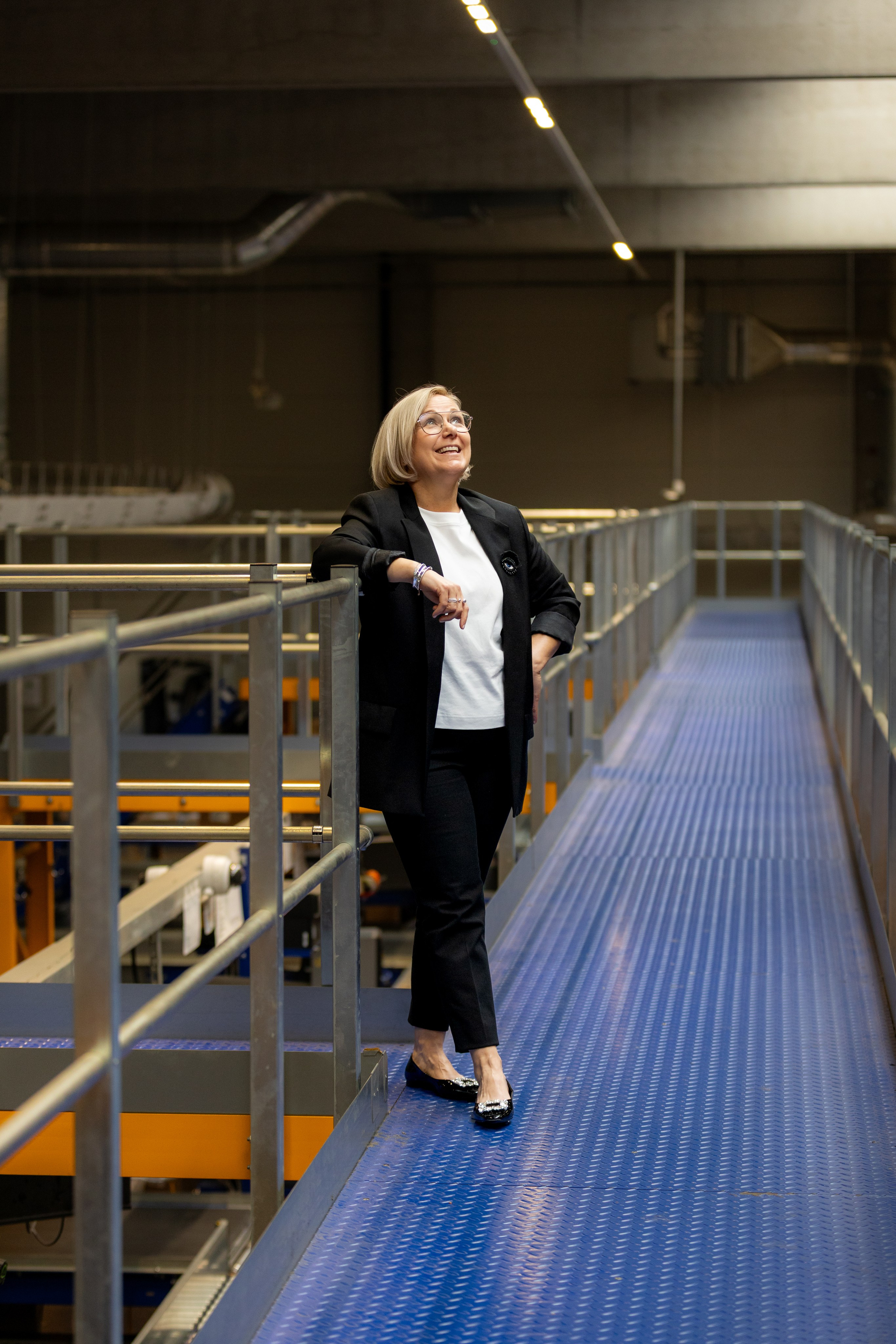 Portrétní fotografka Praha. Dana Lišková — Empatická fotografka | Introspektivní umělkyně | Neurodivergentní koučka| Zakladatelka Artepy.cz