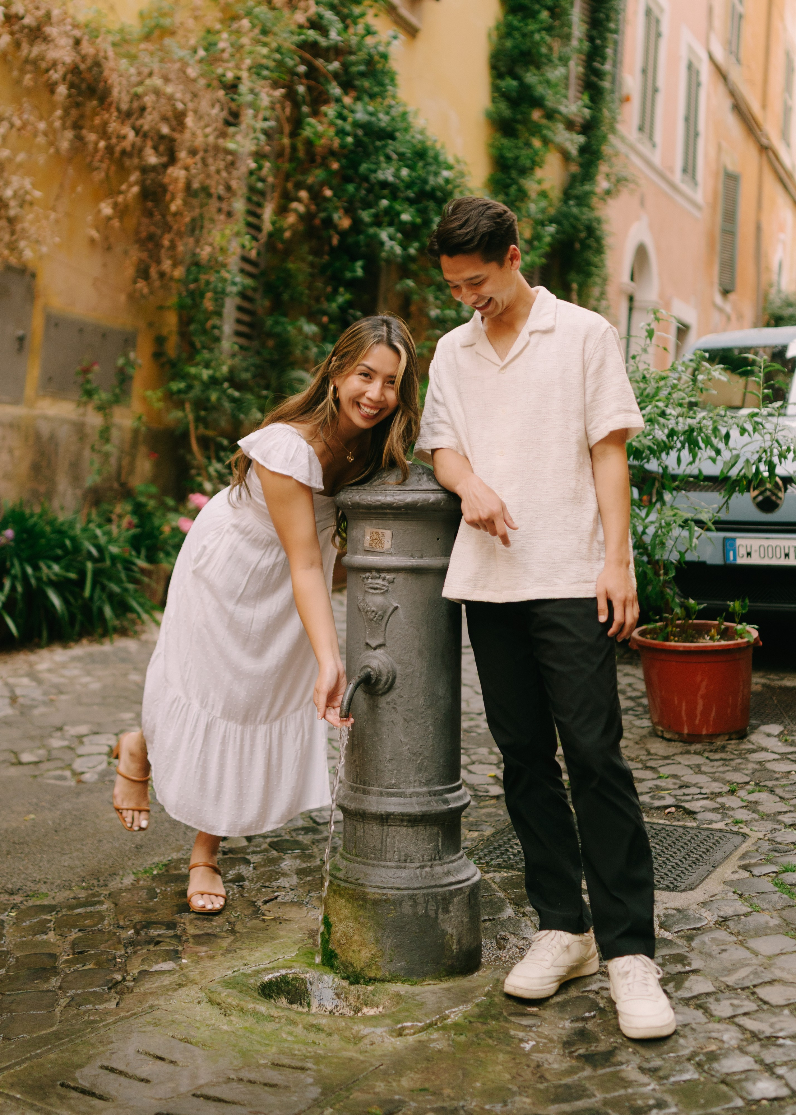 Colosseum afternoon walk. Photographer in Rome and Italy. Stas Varych