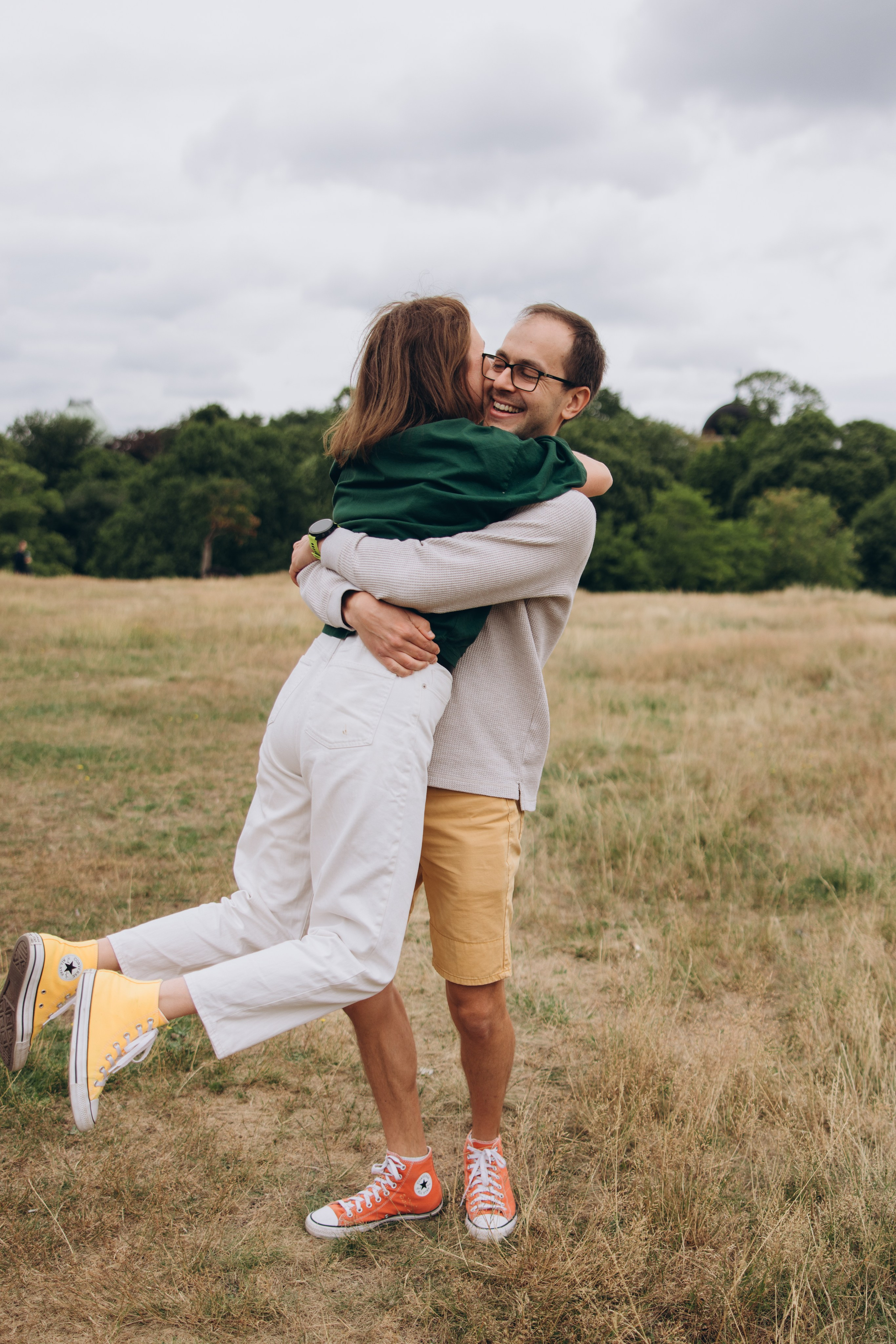 Milena with parents (Greenwich Park). Anastasia Klink, Photographer in London