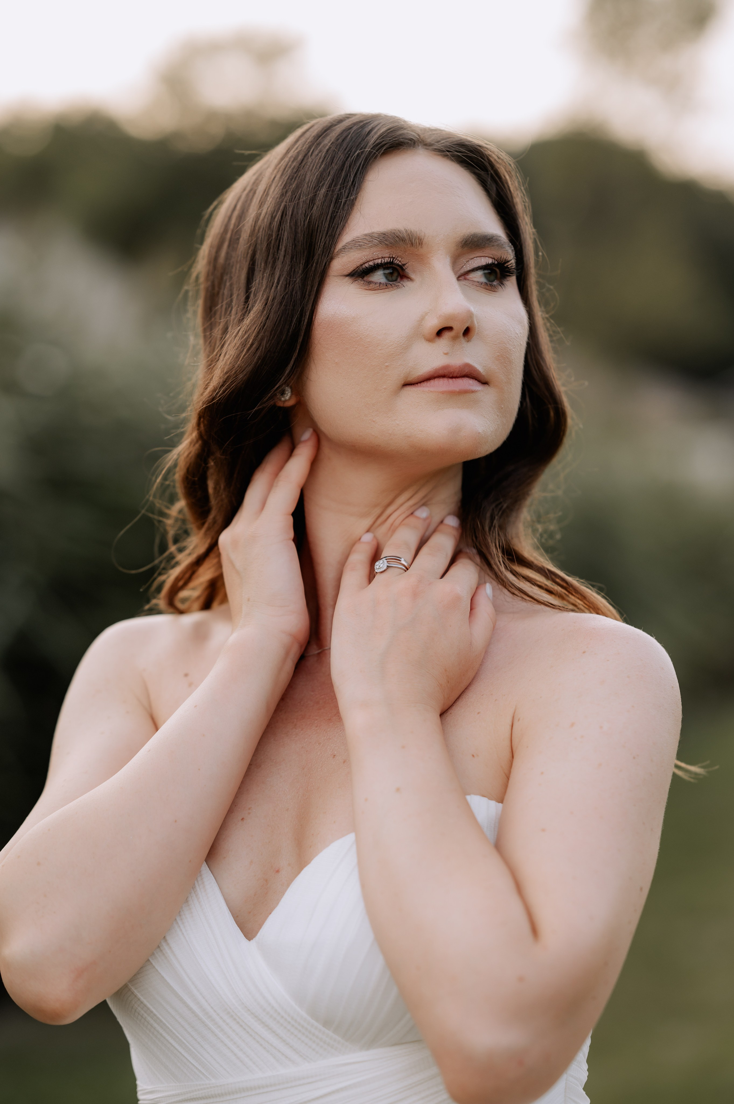 Cununie civila in aer liber , artificii de zi colorate , decor nunta , nunta la Hotel Traian. Proud Vision Weddings | Wedding Photography & Film — Servicii profesionale Foto Video Nunta Iasi