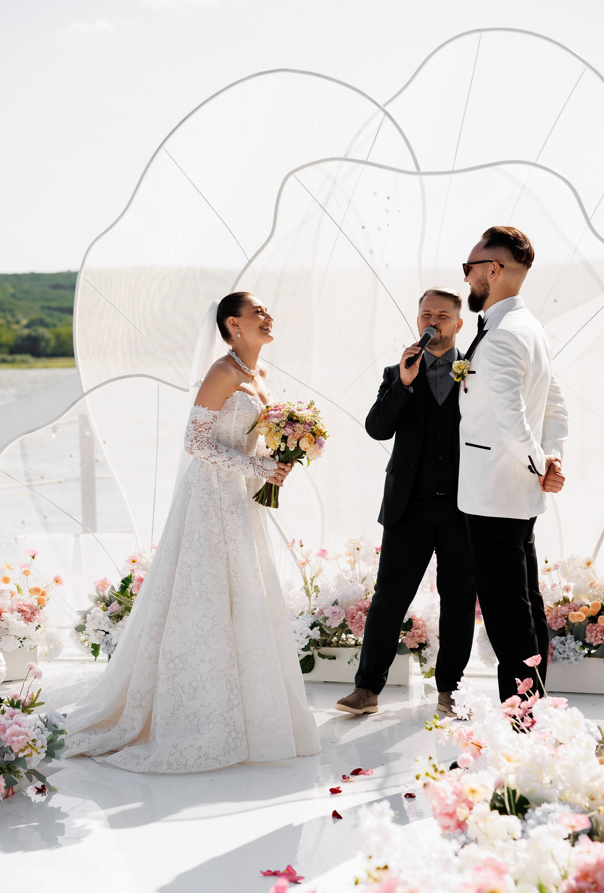 Florin & Corina — Complexul Turistic Costesti — Wedding Day. Servicii Foto și Video 067188353