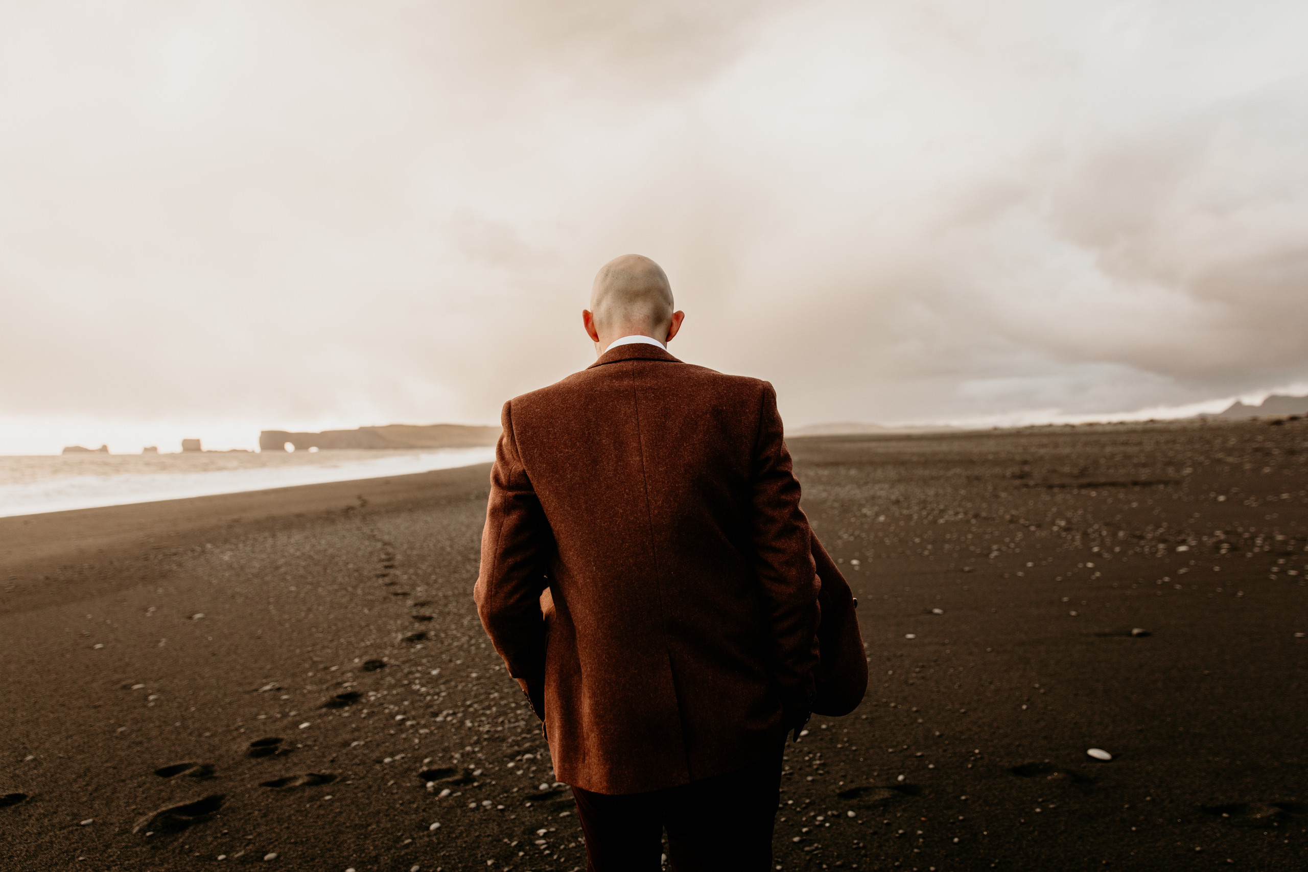 Covid Elopement in South Iceland. Iceland elopement photo and video | Nikolaichik Photo