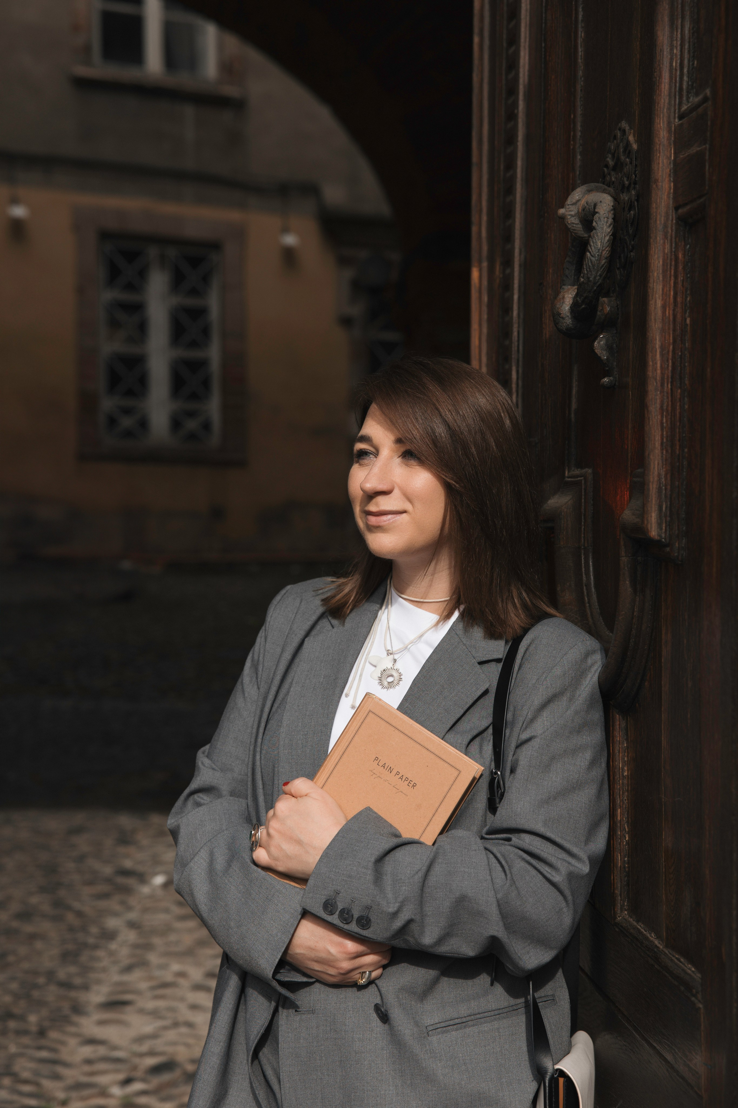 Personal Brand photoshoot in Toulouse. Eugenie Smirnova — wedding, corporate and lifestyle photographer in Toulouse and Southwest France