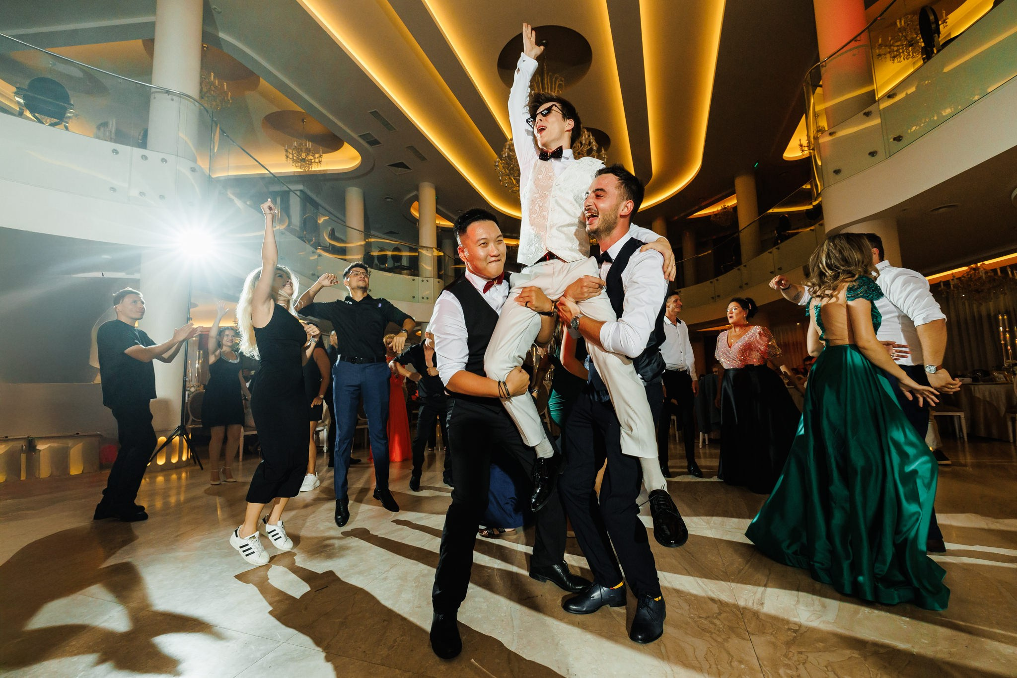 Nunta Sandra si Andrei | Fotograf nunta Bucuresti | Militari Ballroom. Fotograf nunta Bucuresti - Manu Ivanciu
