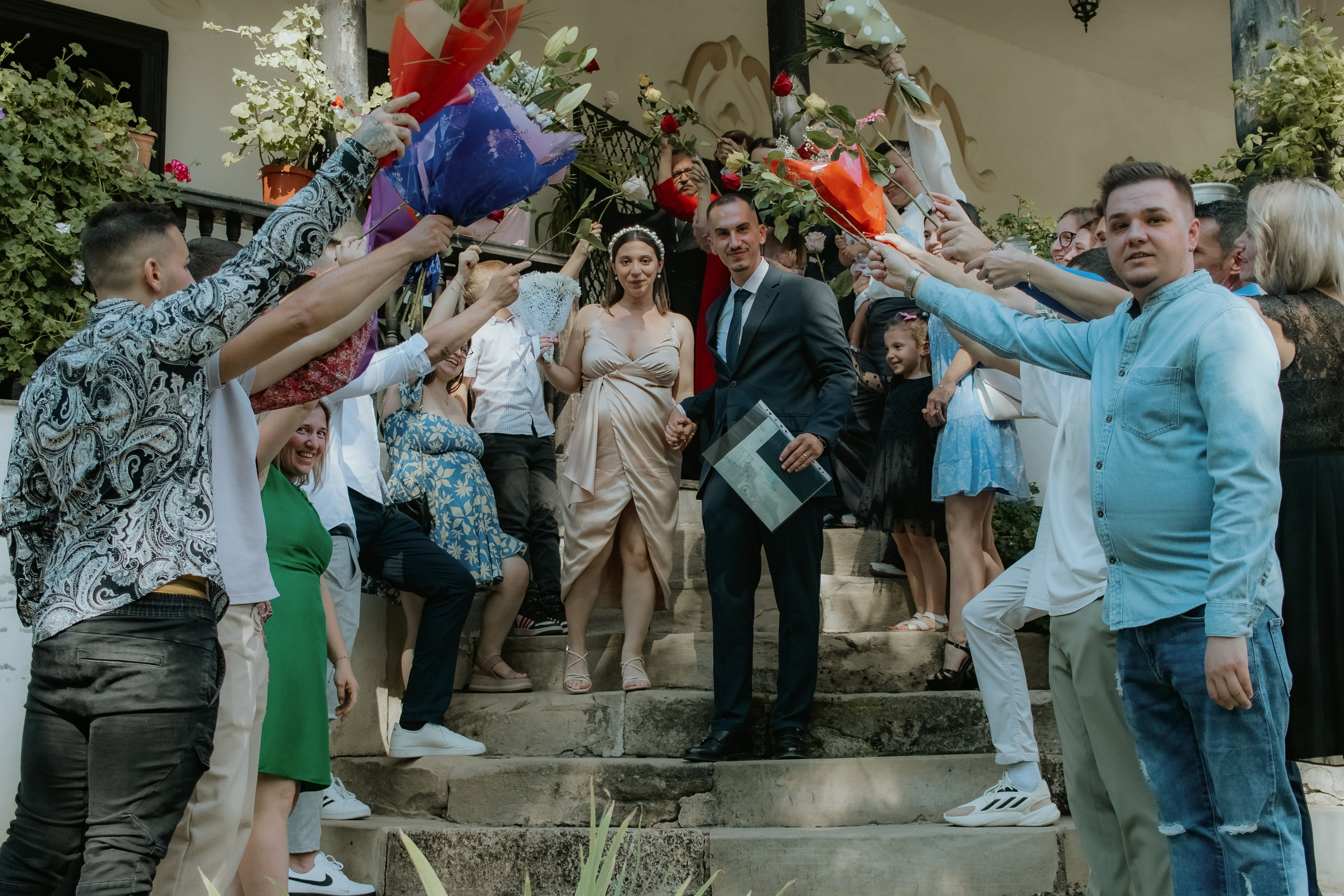 Ana & Alex. Fotograf si videograf — evenimente si studio