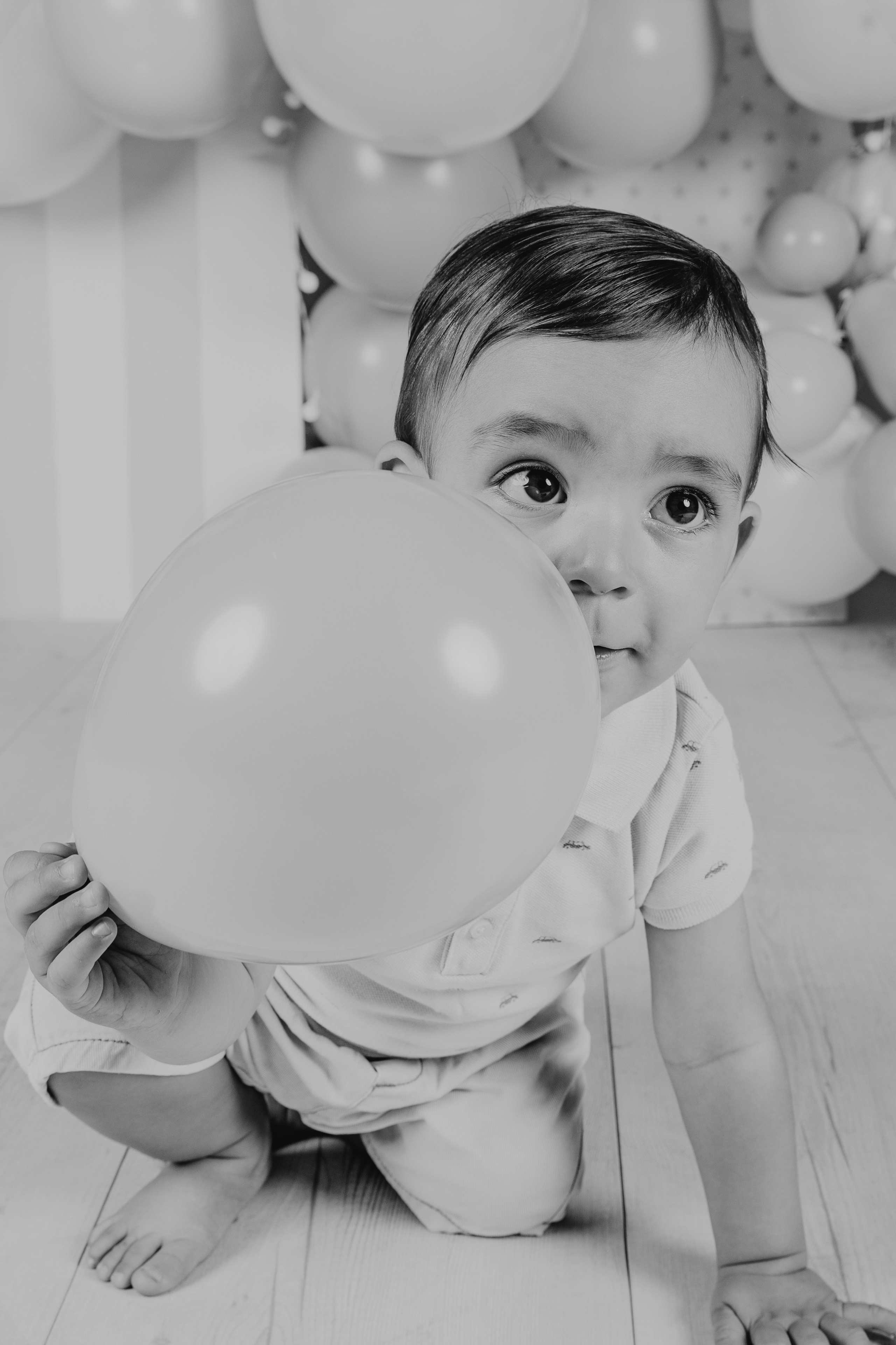 Sesión de Fotos de Cumpleaños en Madrid | Smash Cake, 15, 19, 40 Años – Rainbox Estudio. Rainbox Estudio de Fotografía