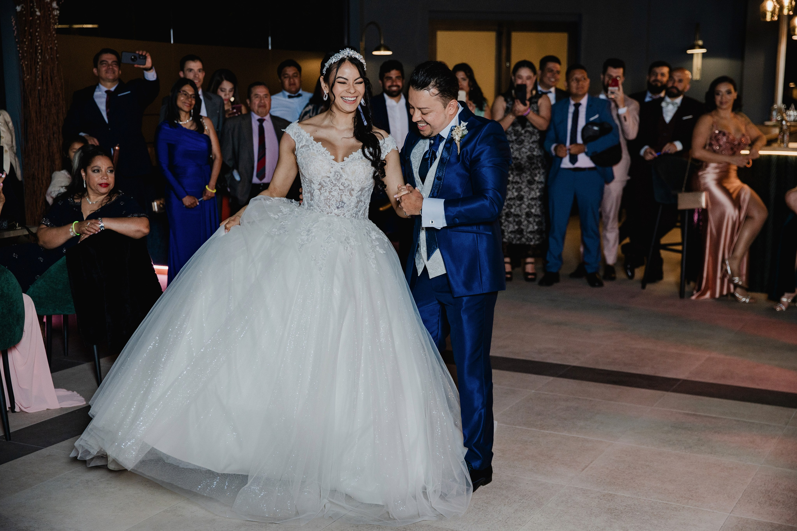 Fotografía de Bodas en Madrid - Rainbox: Capturamos Tu Amor con Pasión. Rainbox Estudio de Fotografía