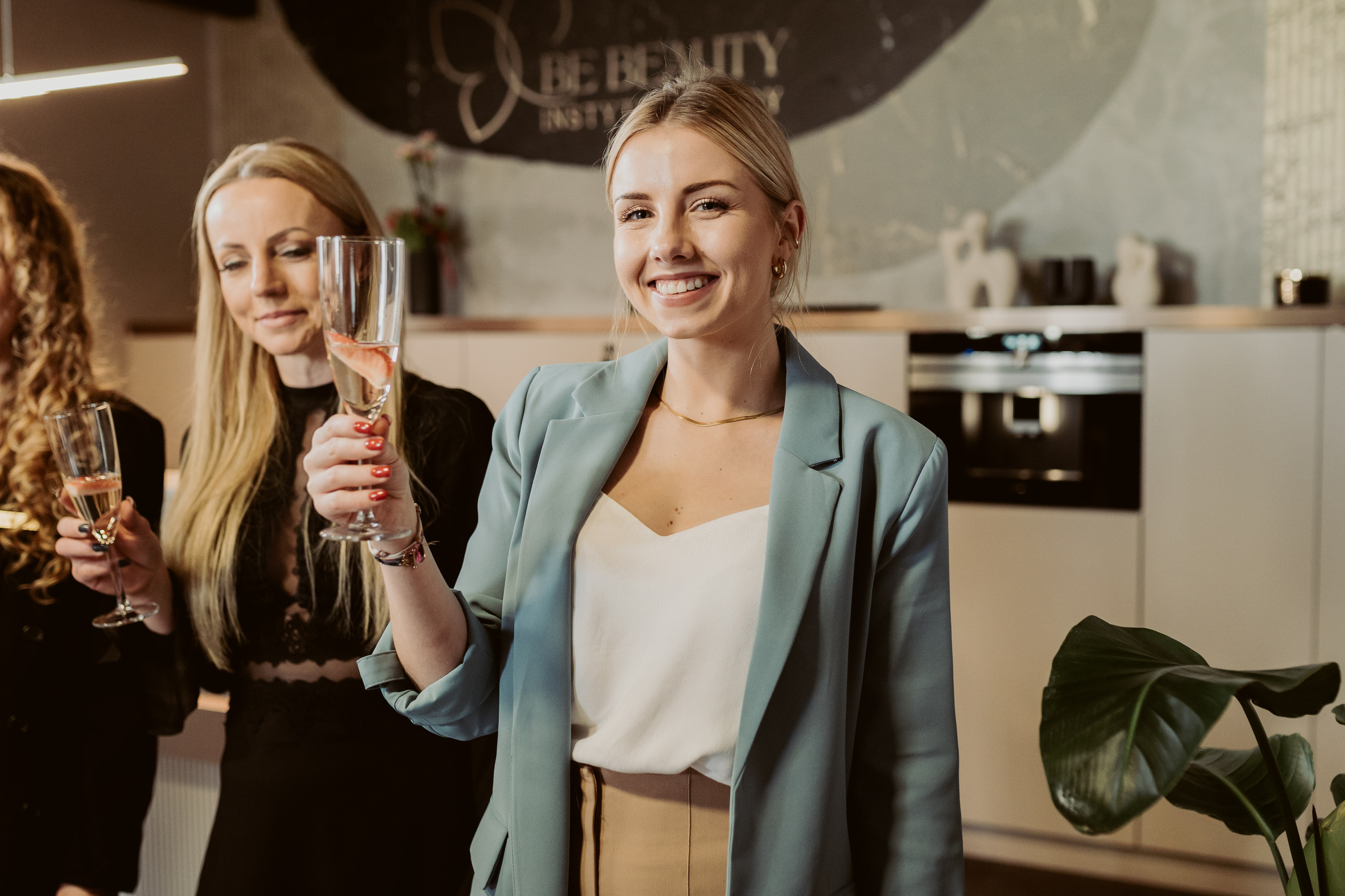 Otwarcie salonu BE BEAUTY w Żorach. Karkowskafoto - fotografia miłości