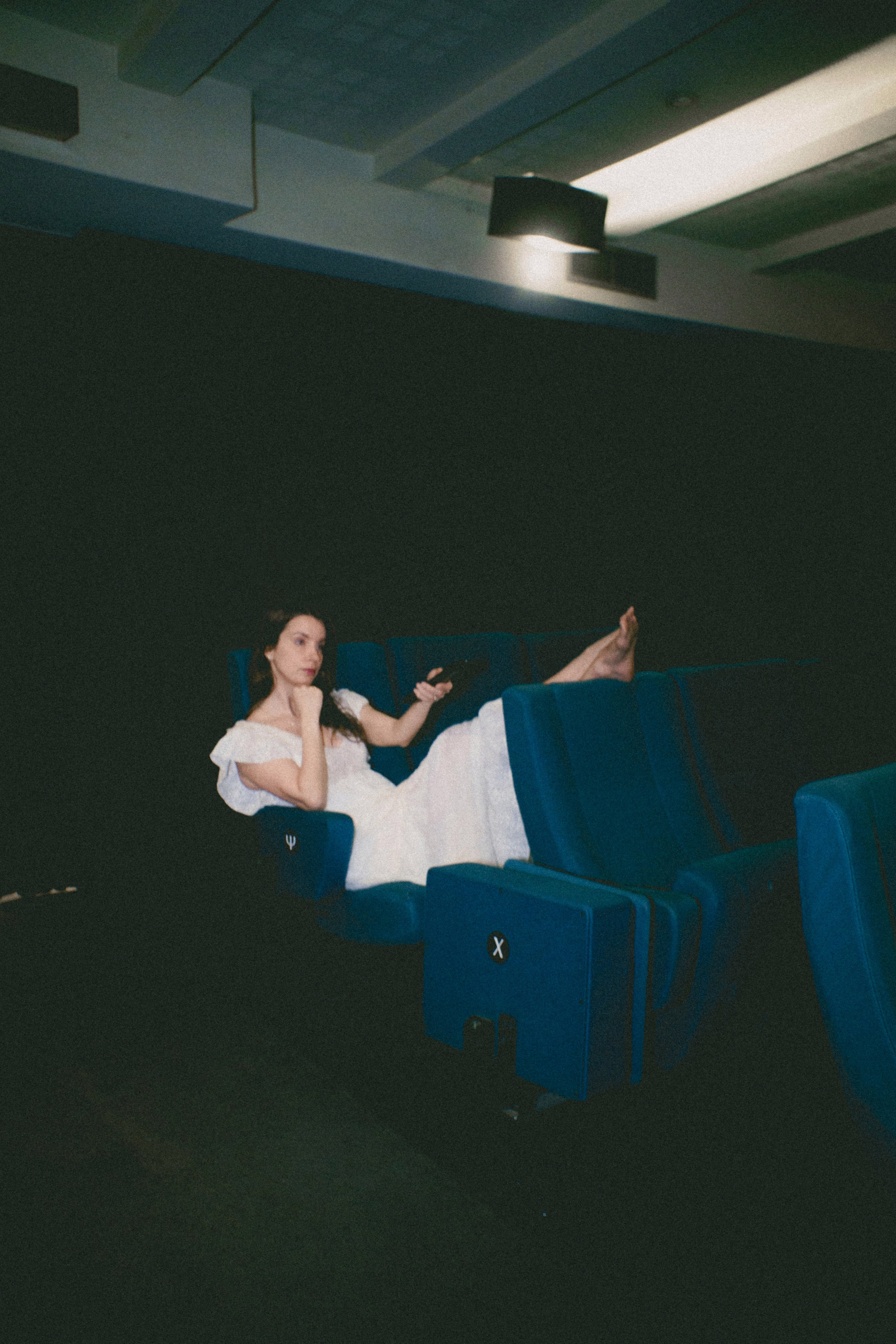 Parallels Photo project with Alina and Eleni. Photographer in Greece Kristina