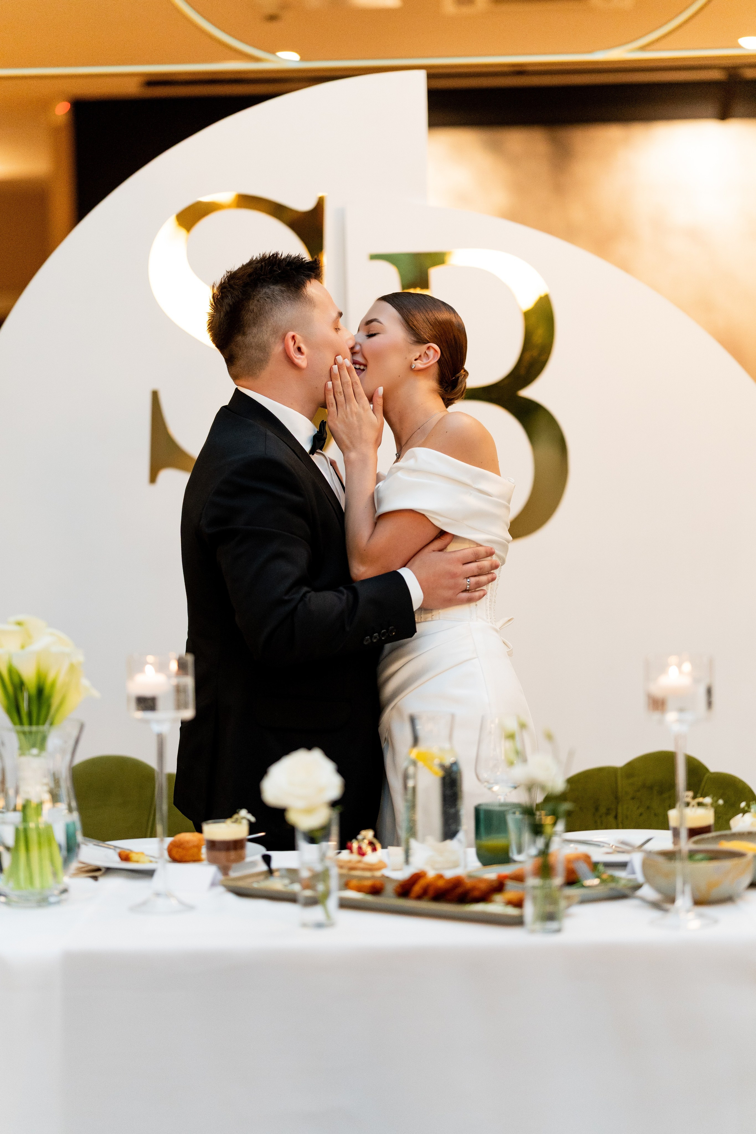 B&S. SL Wedding Photo: ponadczasowa 💍 fotografia ślubna | Wrocław & Europa