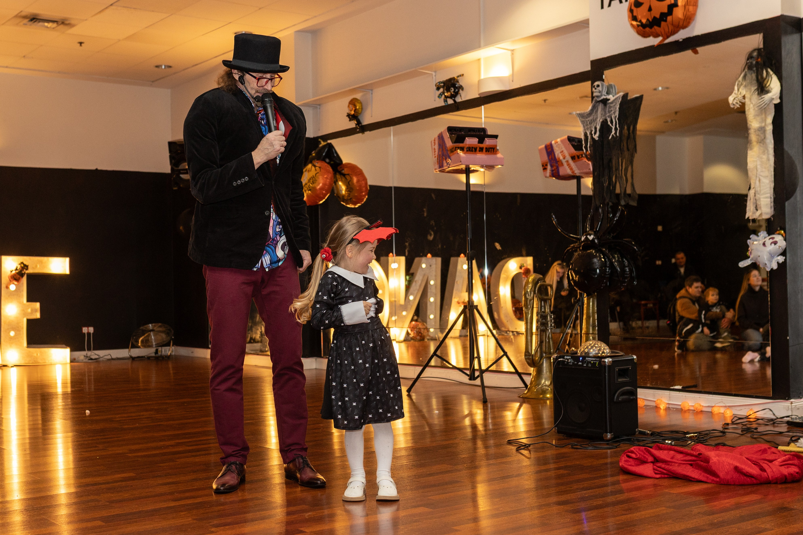 Leo dance studio Helloween 2025. Семейный и детский фотограф в Варшаве Мила Бобровская