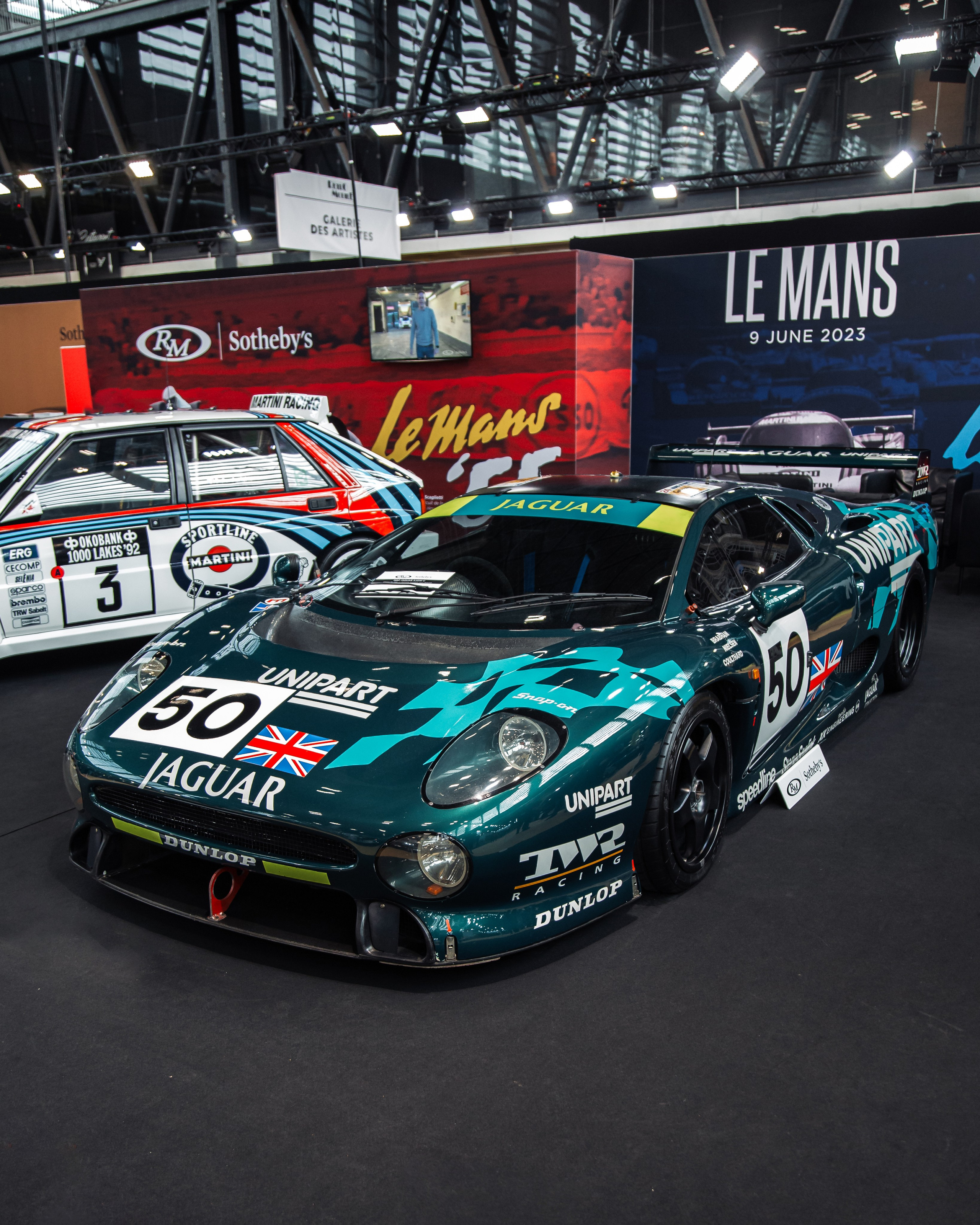 Retromobile 2023. Photographer in Paris — Vitalii Motruk