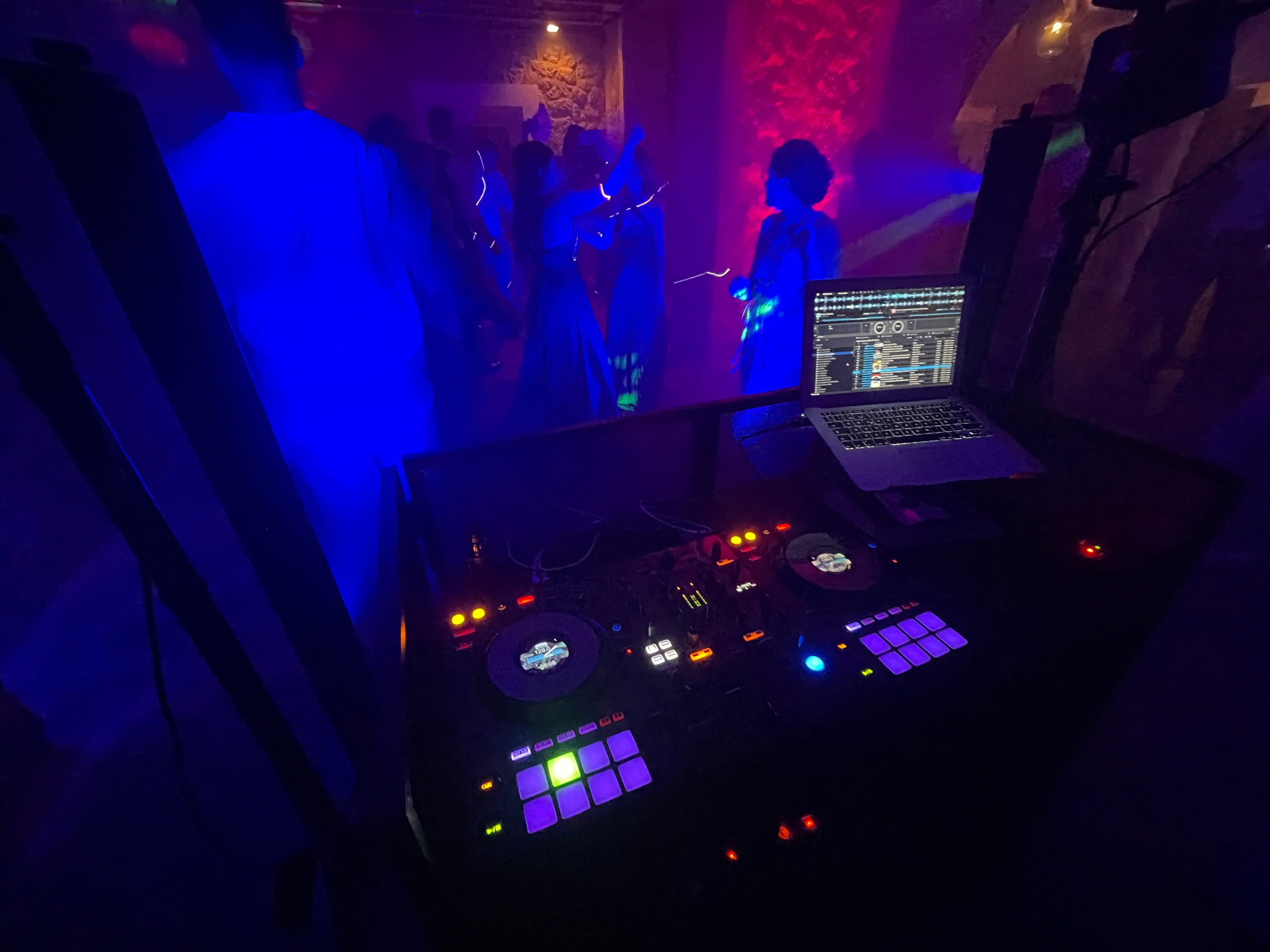 Basic Disco Set Up. Music for events mallorca