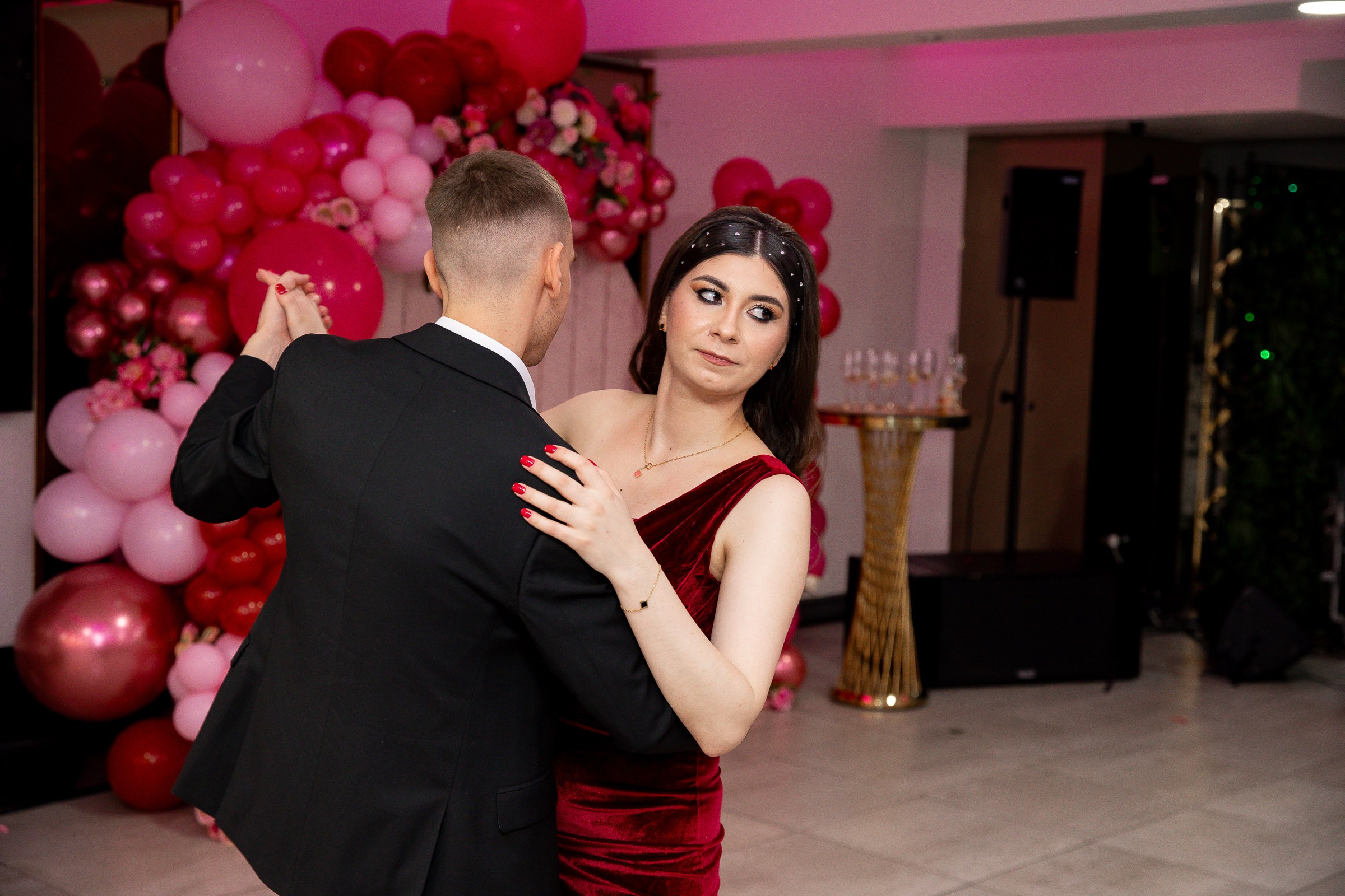 Parties. Https://valphoto.wfolio.pro/