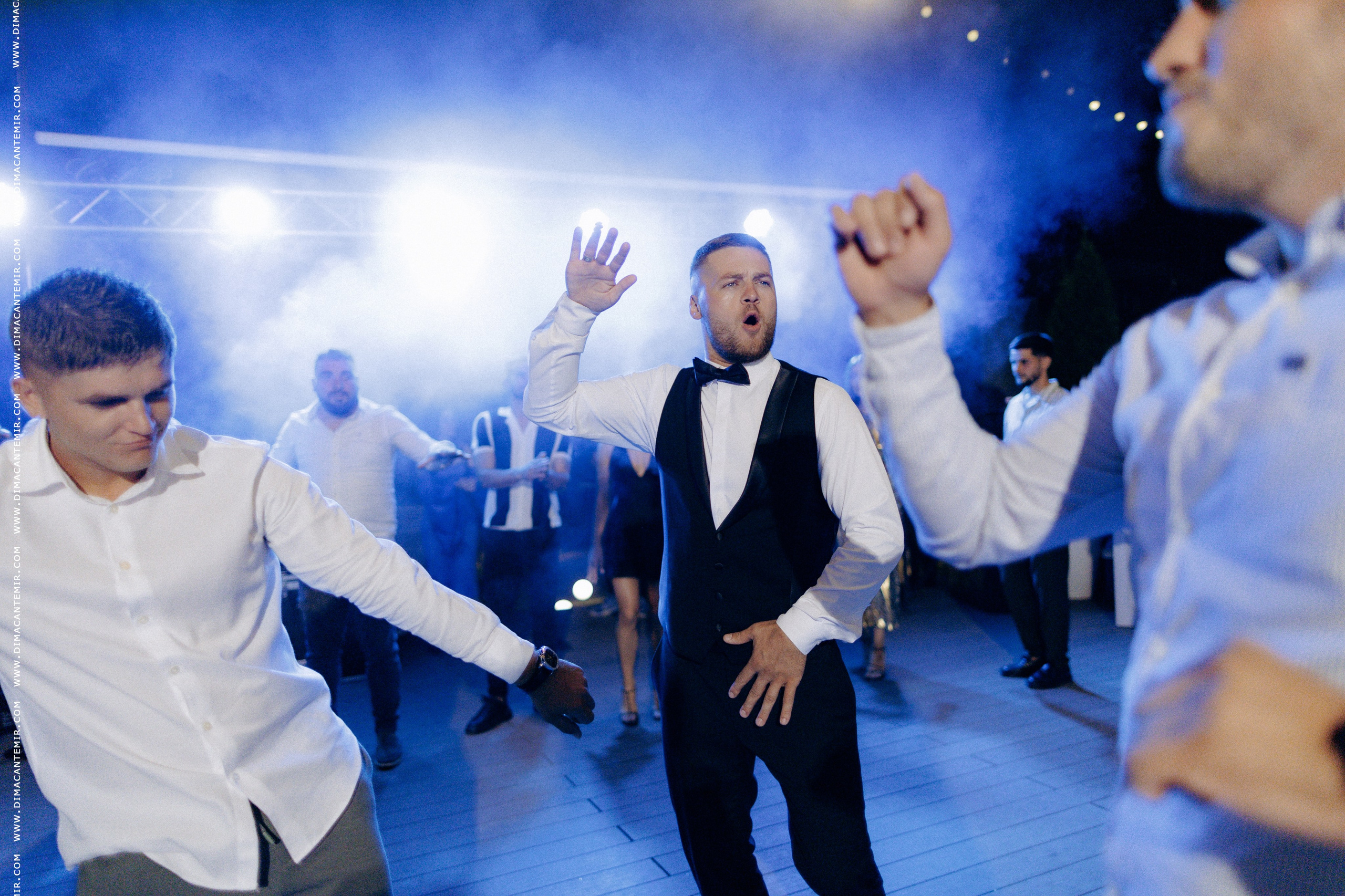 TUDOR & ALIONA | Gril Parc. Fotograf de nuntă în Chisinau, Moldova. Poze și Video Comerciale