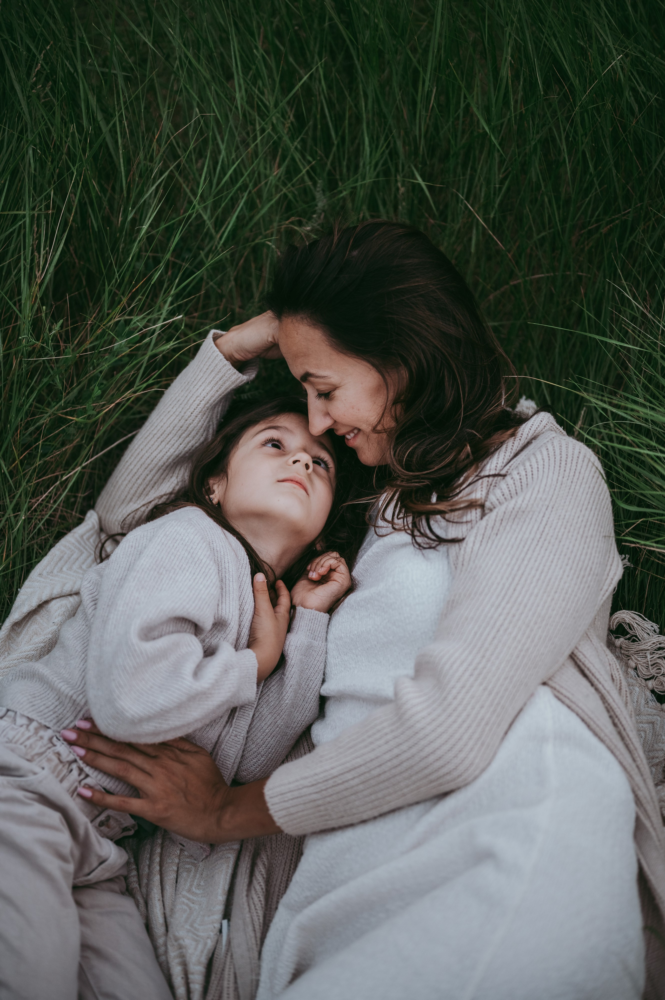 Bojana i Srna / mammy and me photosession. Deciji i porodicni fotograf u Beogradu Oksana Skendzic