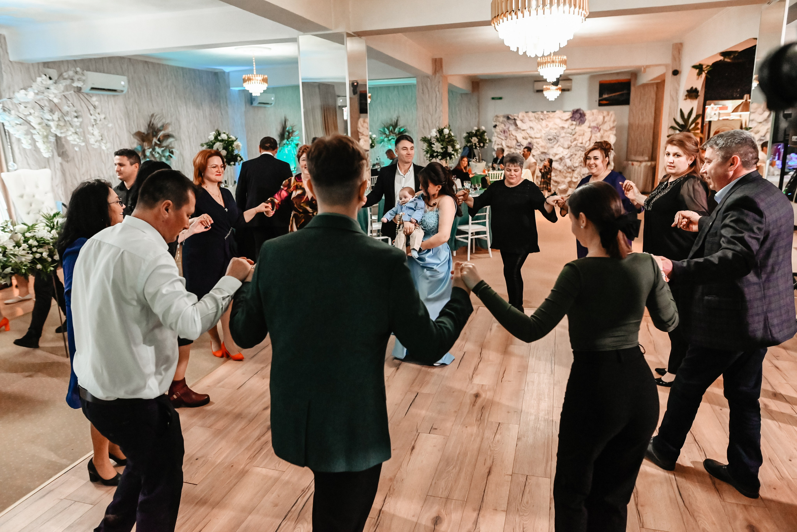 Botez în familie fericită – stil fotografic cald Ana Maria Drăgan