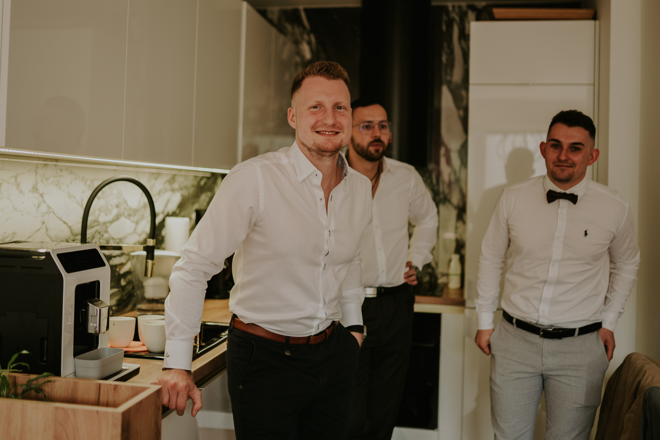 Sala Koralowa w Jaworzu: Opowieść o ślubie Nikoli i Kacpra. Karkowskafoto - fotografia miłości