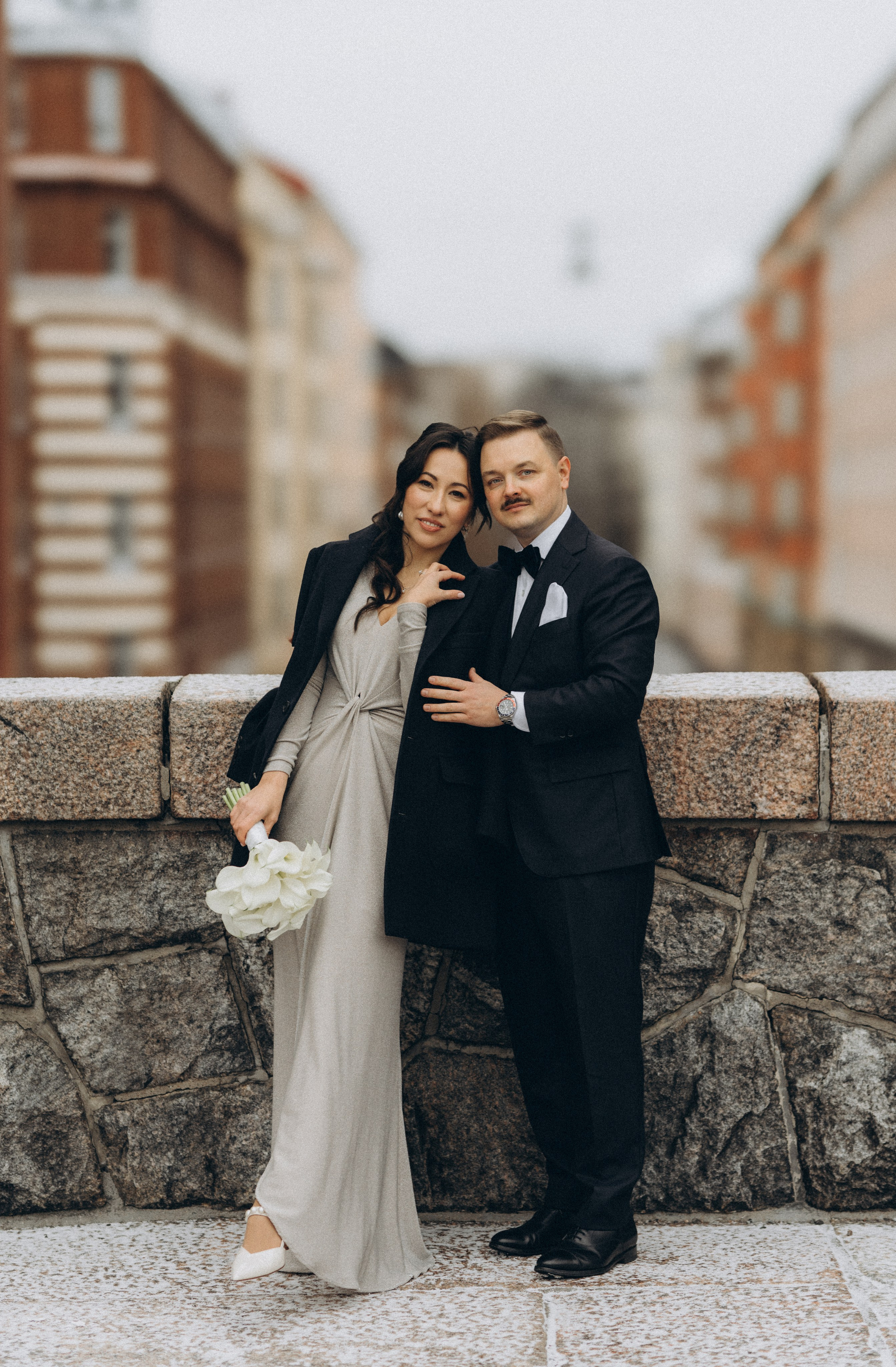 Wedding, city wedding, couple, lovestory, potrait. Wedding and portrait photographer in Helsinki Vickan O