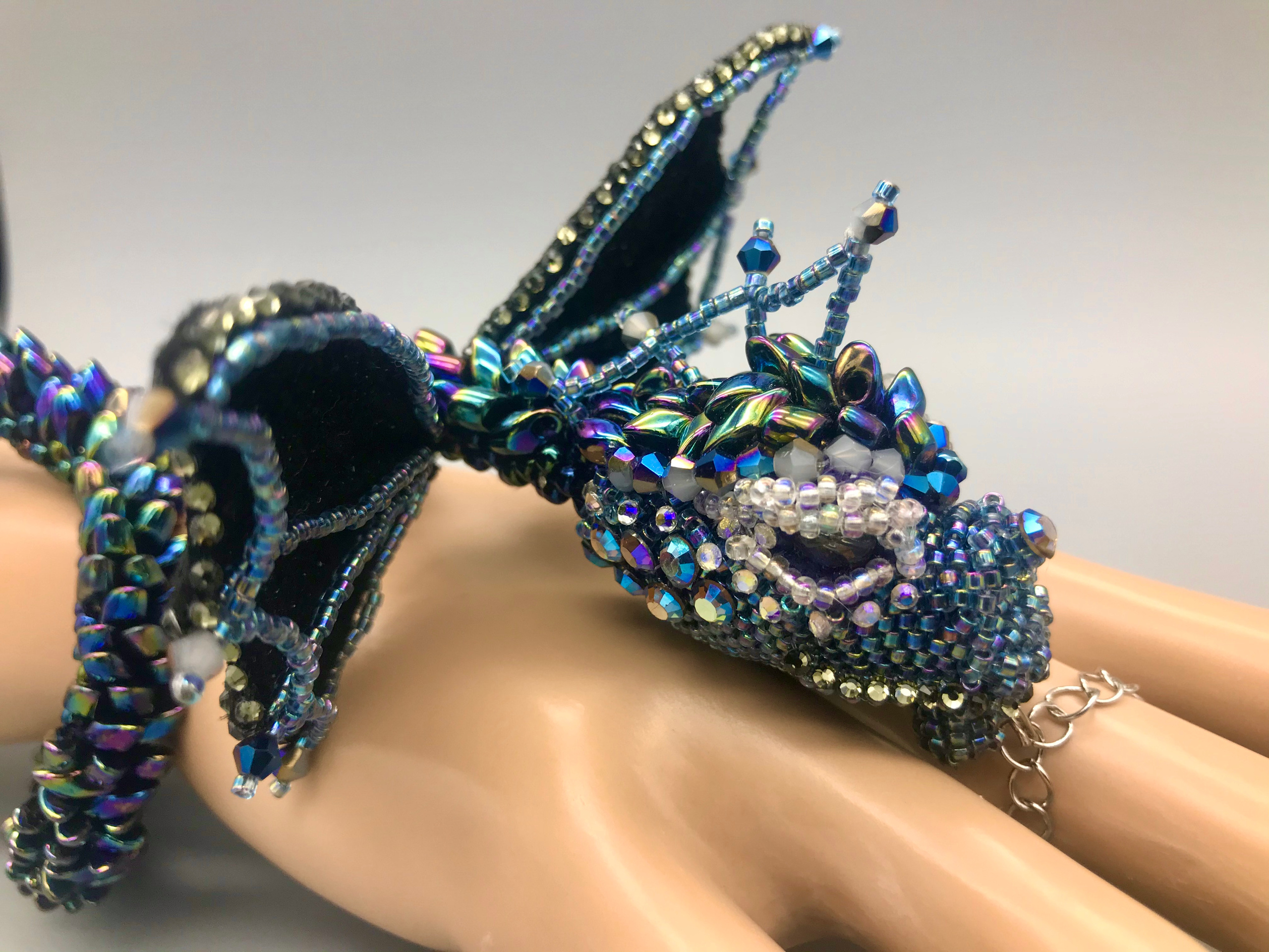 Bijoux pour cadeau. Милок и Кирок это позитивные и реальные персоны из Люксембурга, много