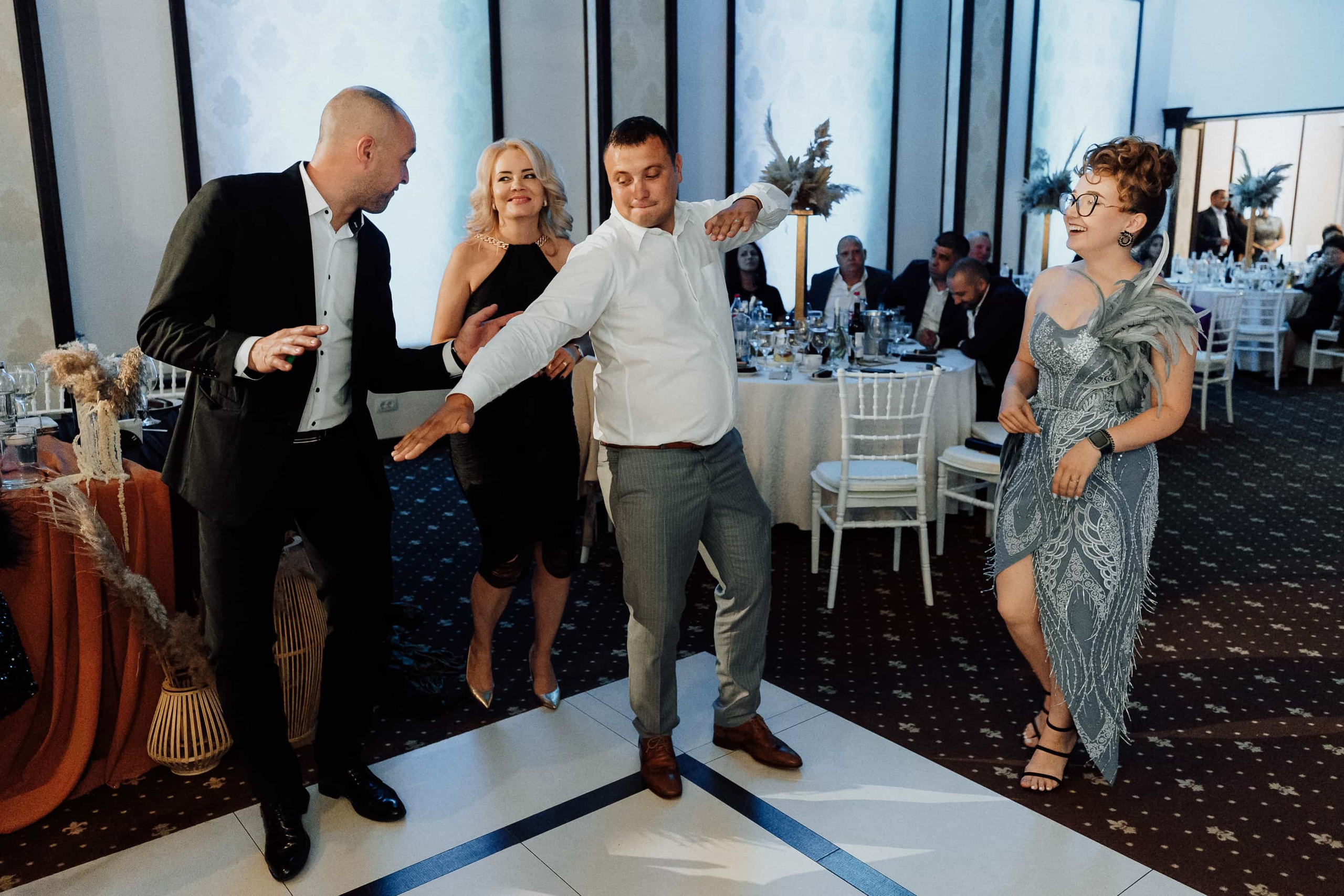 Stefanel & Elena. MovieFrames.ro