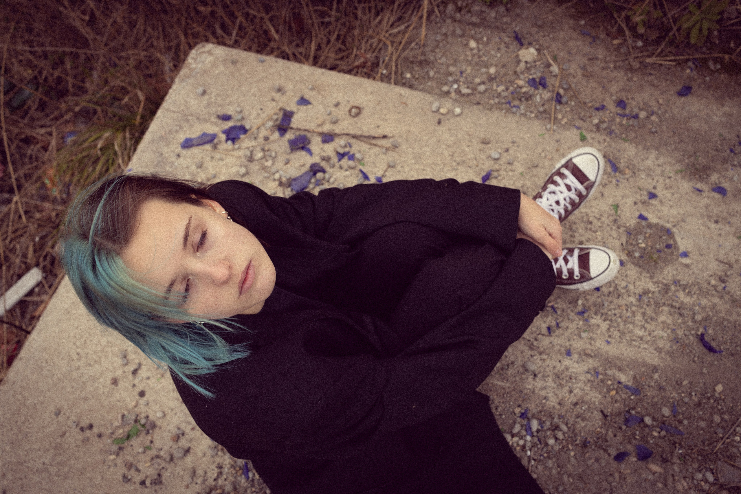 Portrait de femme charismatique. Histoires d’amour, séances photos de famille et de mariage en France