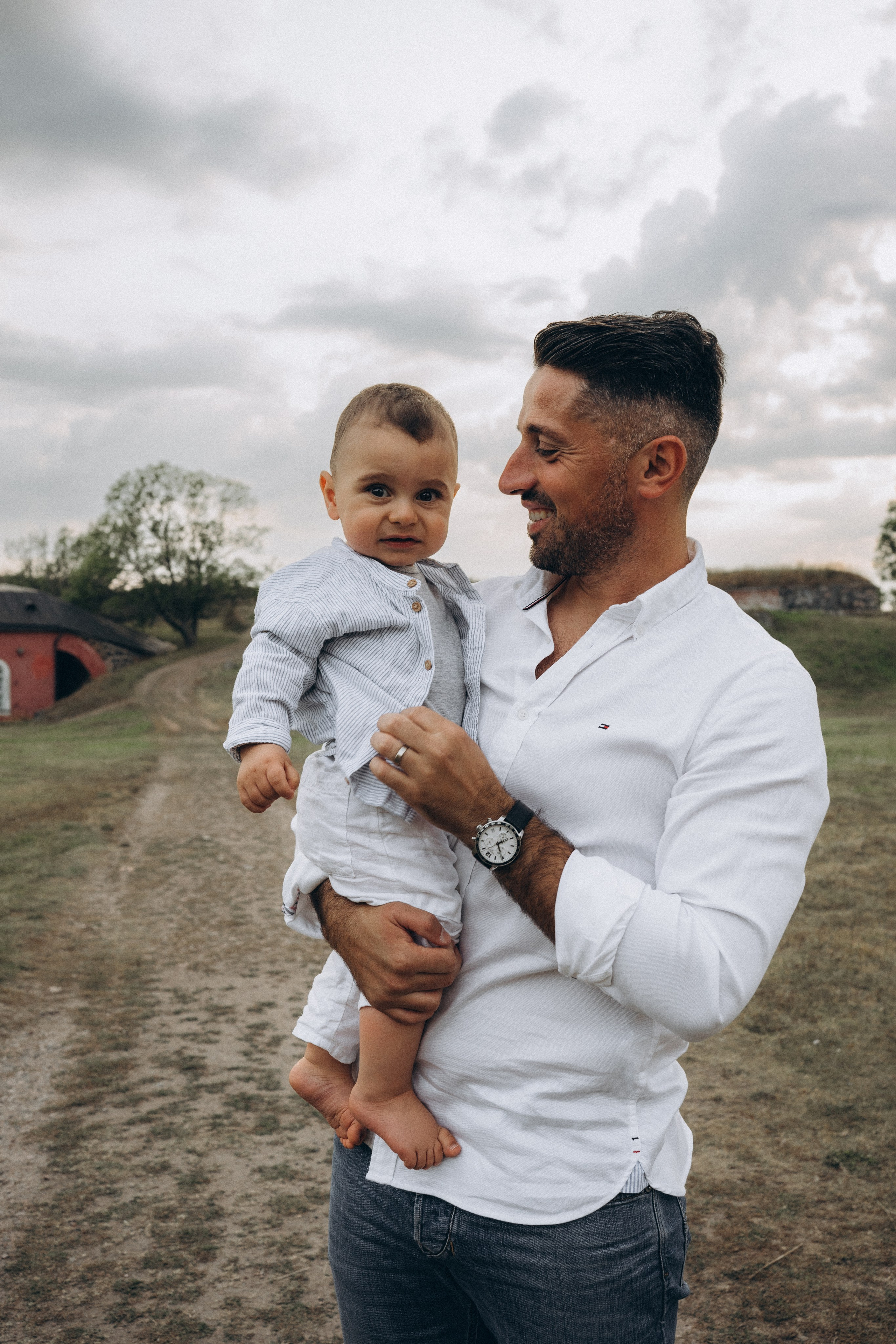 Summer. Wedding and portrait photographer in Helsinki Vickan O