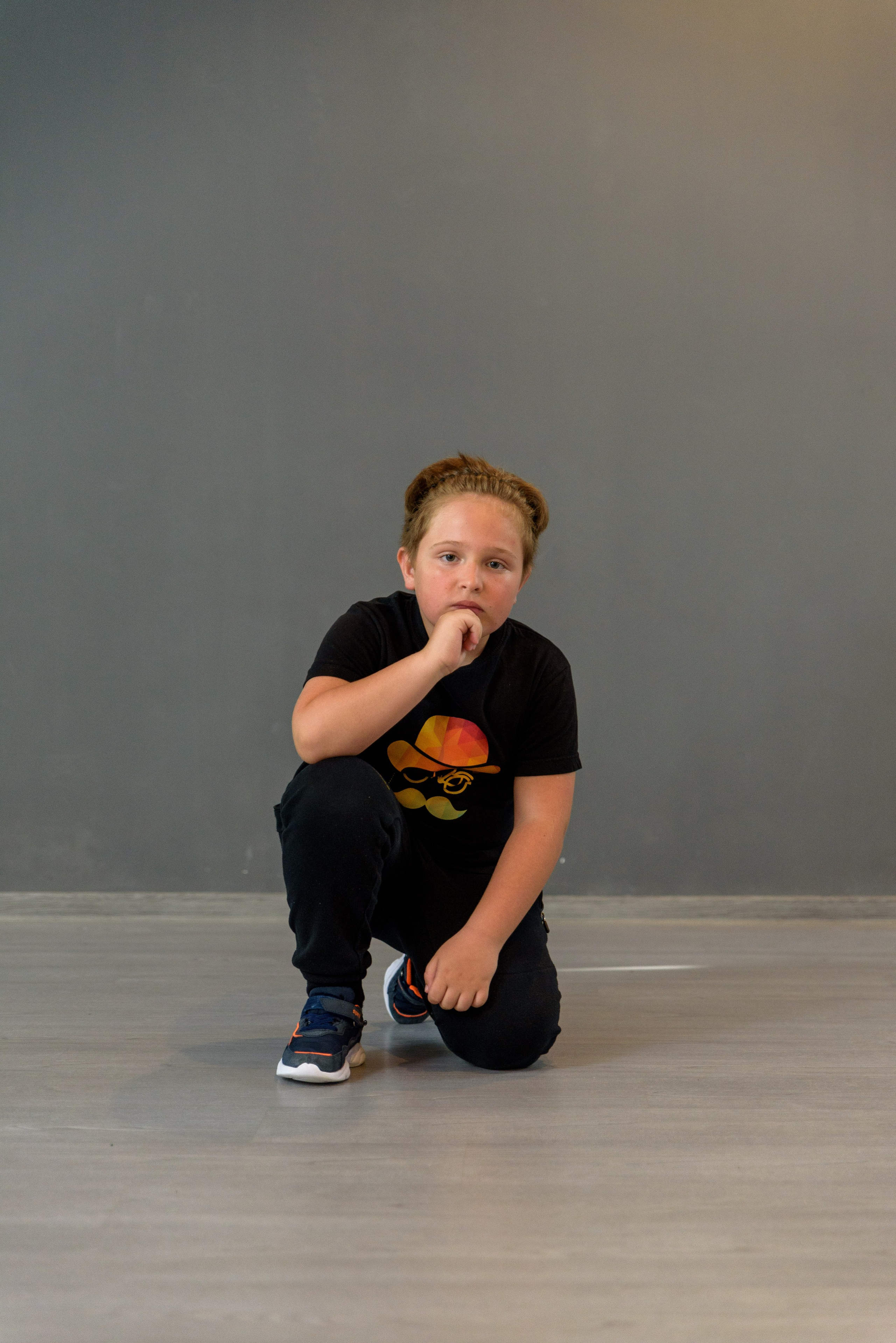 Corporate photographer, business photo session, corporate photographer price, Professional Services for Business Events, Business portraits, photos for events organized by companies, product photography, Bucharest business photos, Bucharest professional photos, Professional portrait photos, embassy events, product launch , fashion photography, fashion photography, workshops