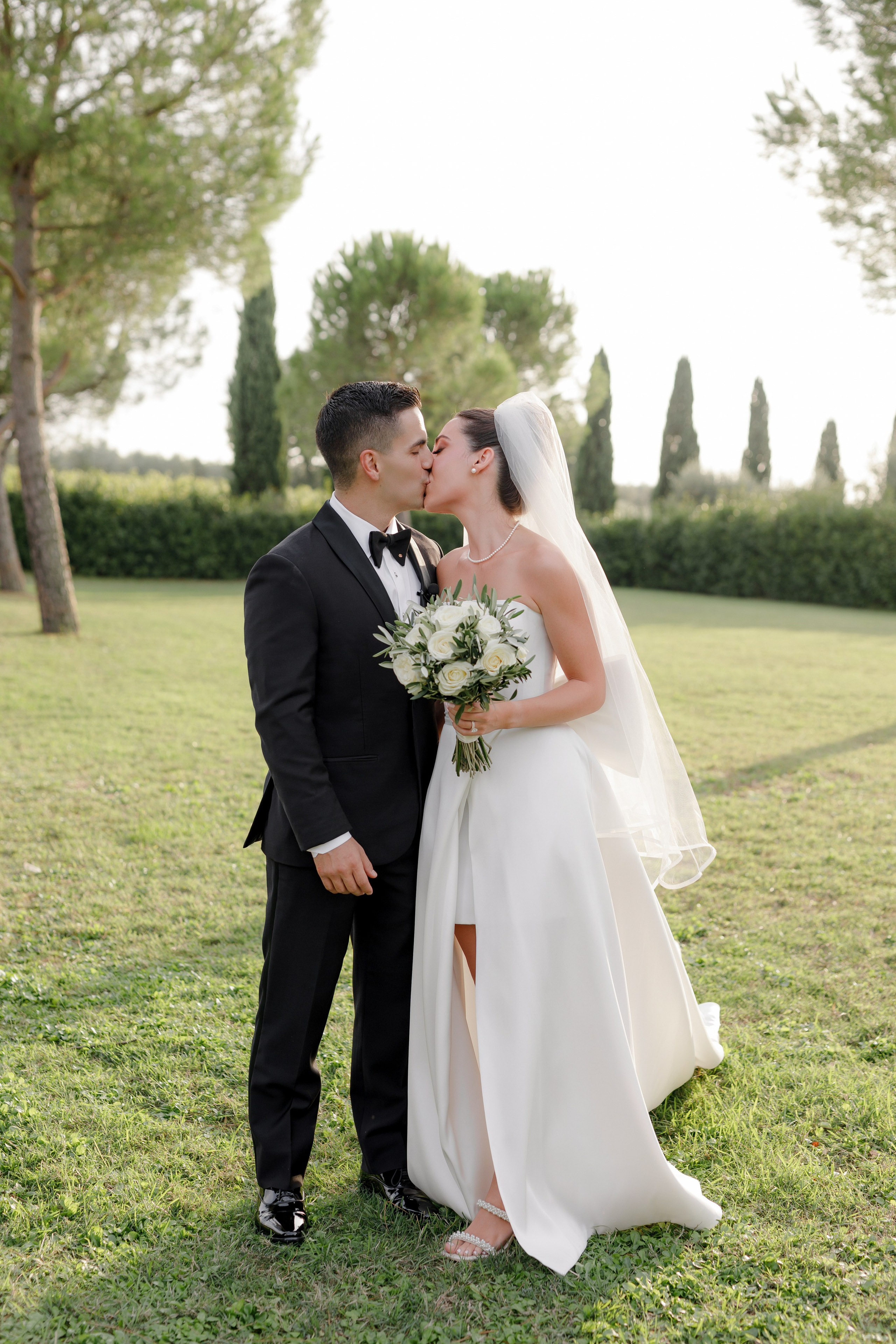 Dom&Ally. Wedding photographer Italy